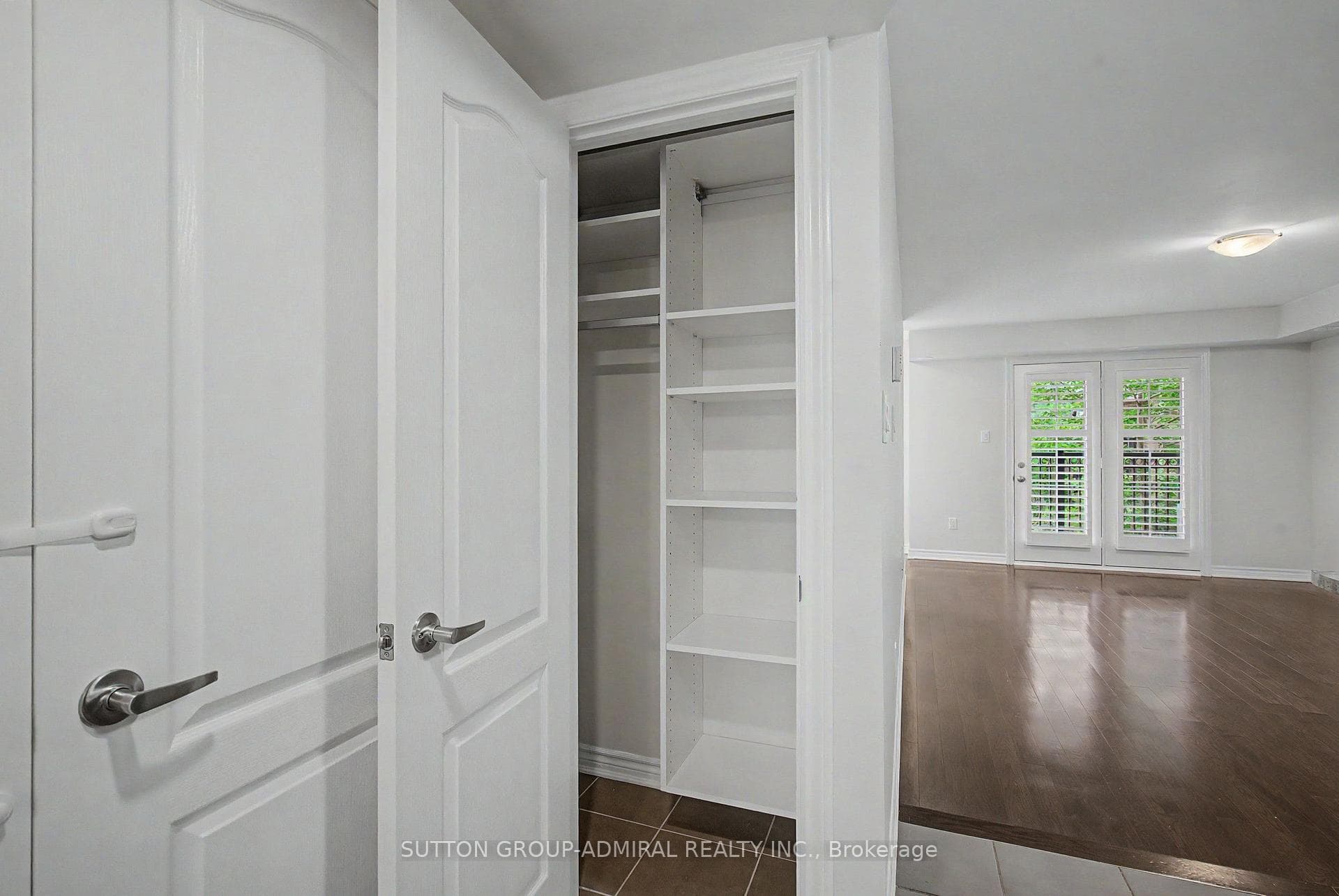 2441 Greenwich Drive Unit 73 photo 10