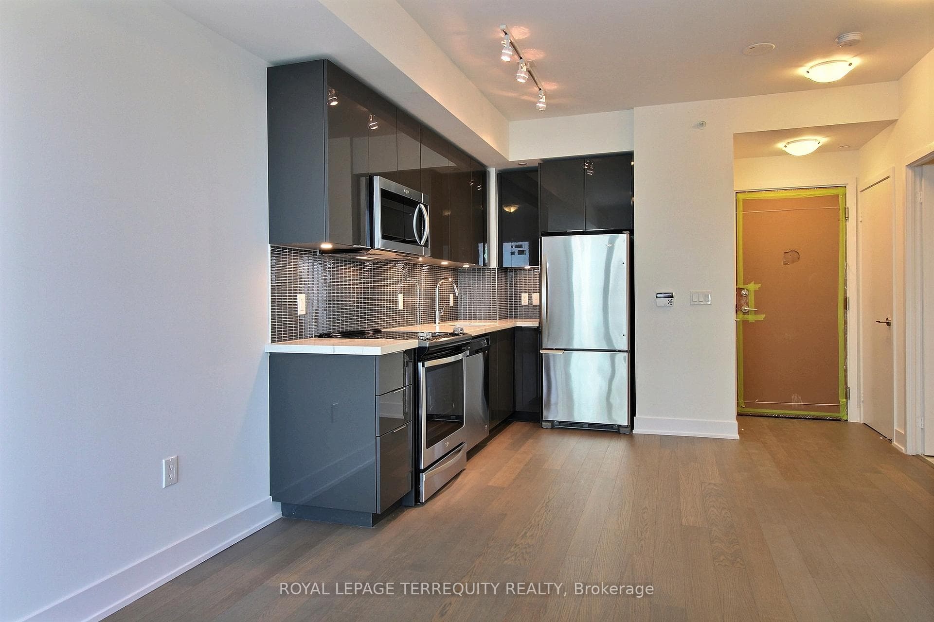 30 Shore Breeze Drive Unit 3015 photo 6