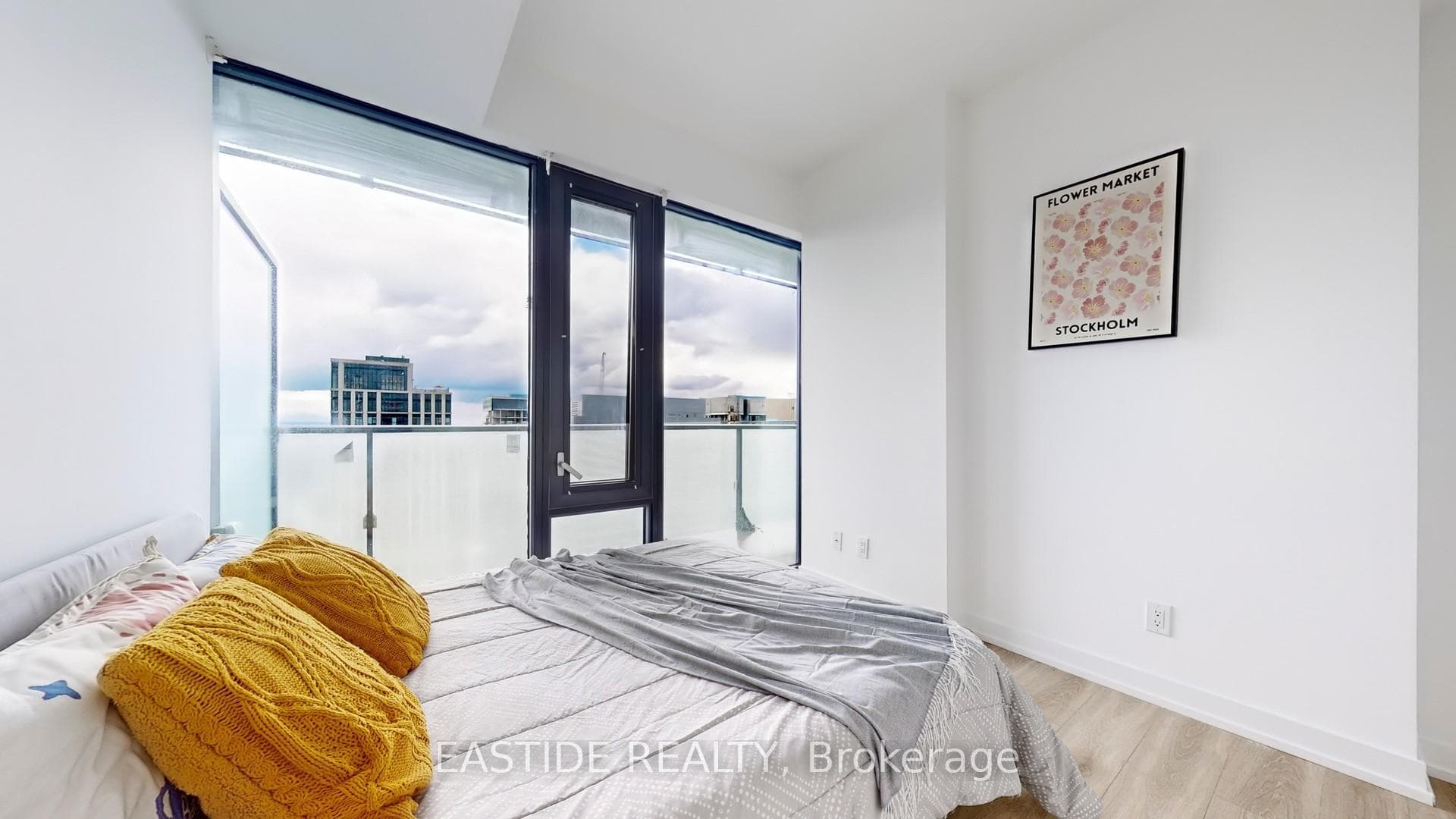 161 Roehampton Avenue Unit 3904 photo 14