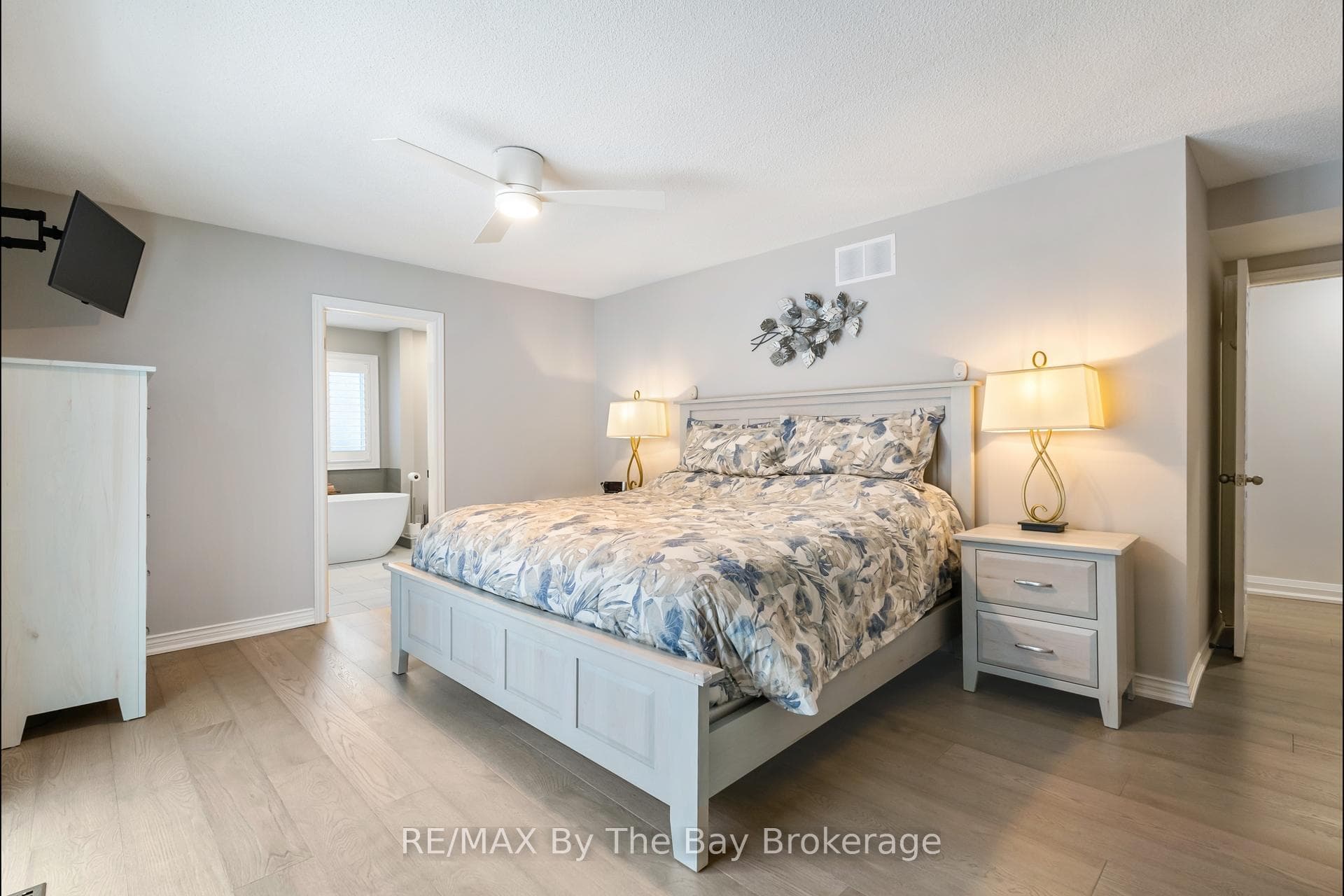 12 Birchwood Trail photo 18