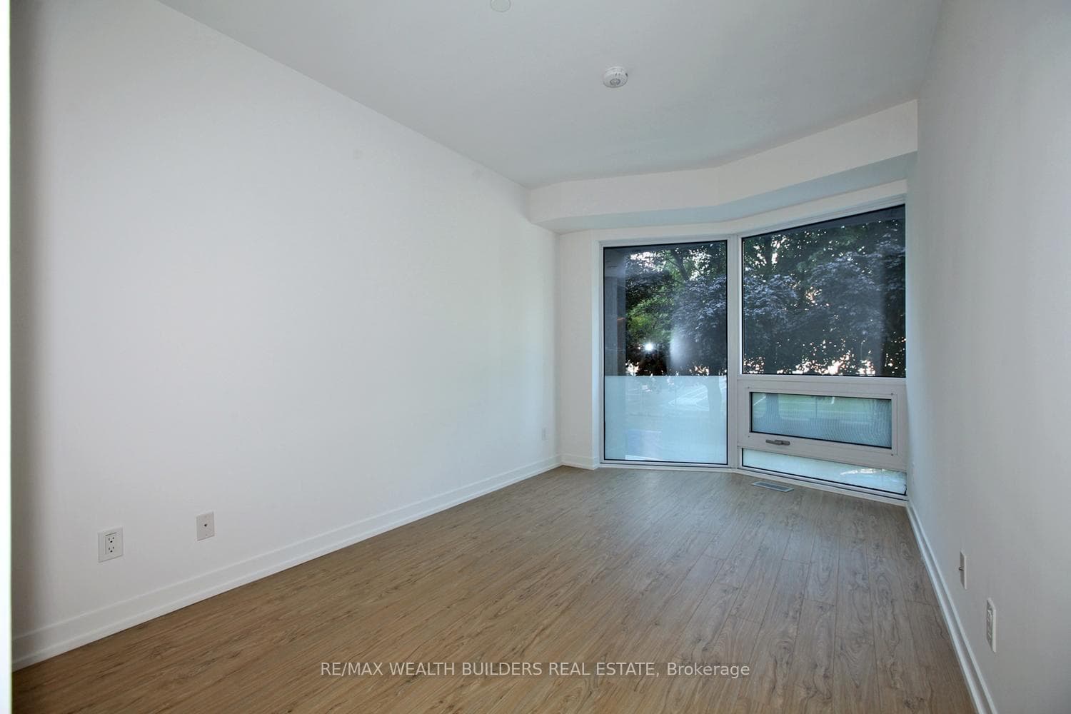 85 Wood Street Unit Th02 photo 17