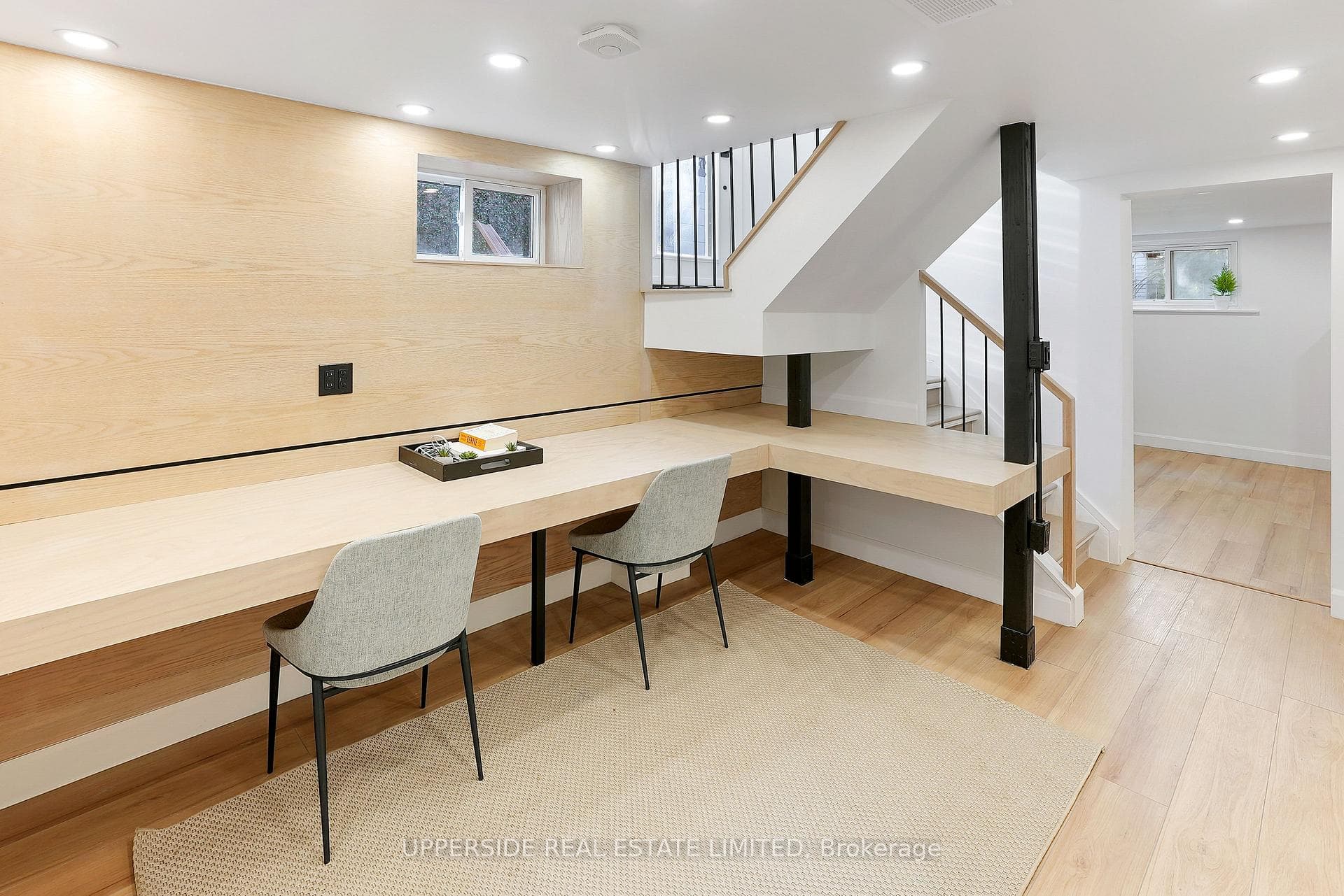 215 Ridley Boulevard photo 23
