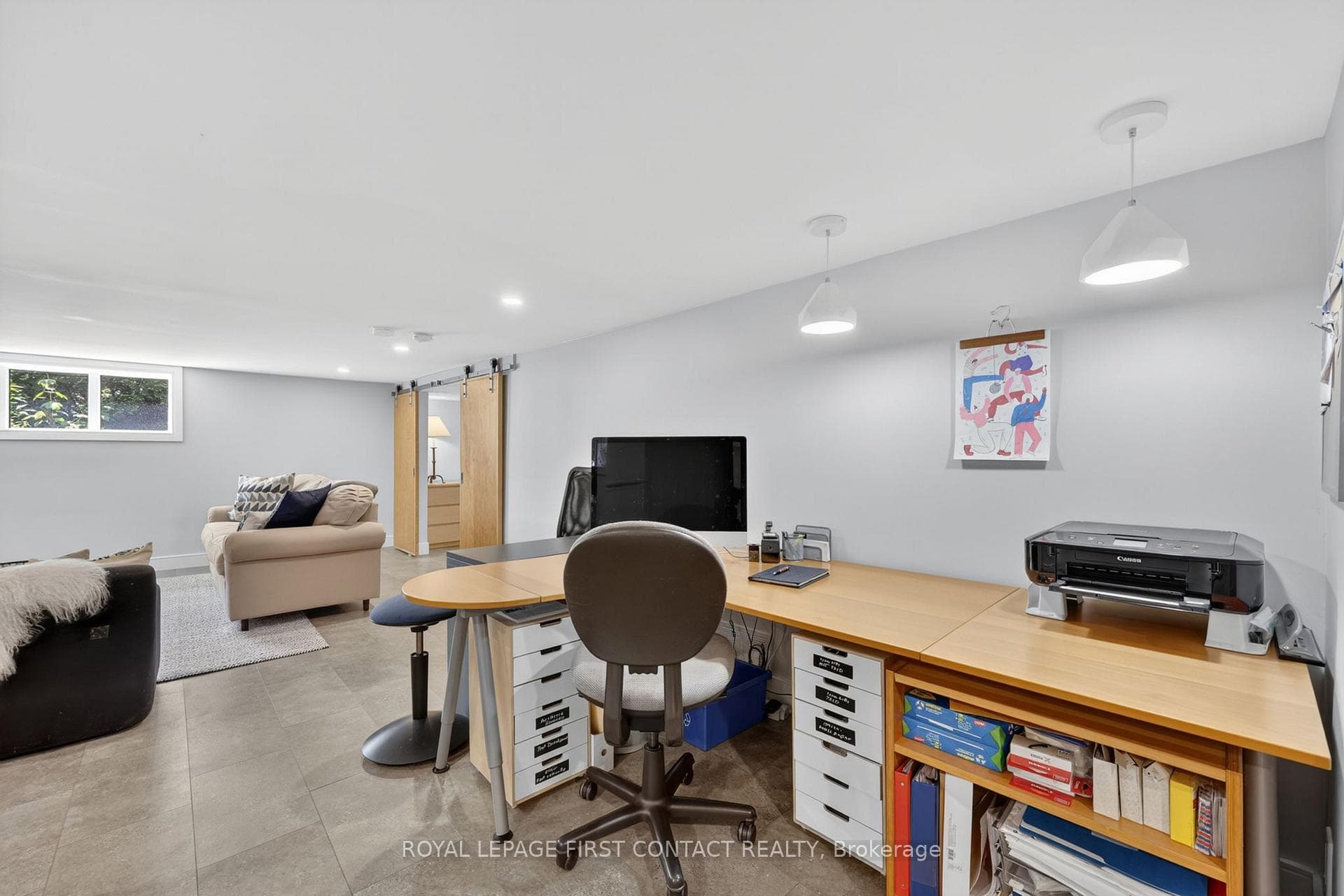162 Kempenfelt Drive photo 33