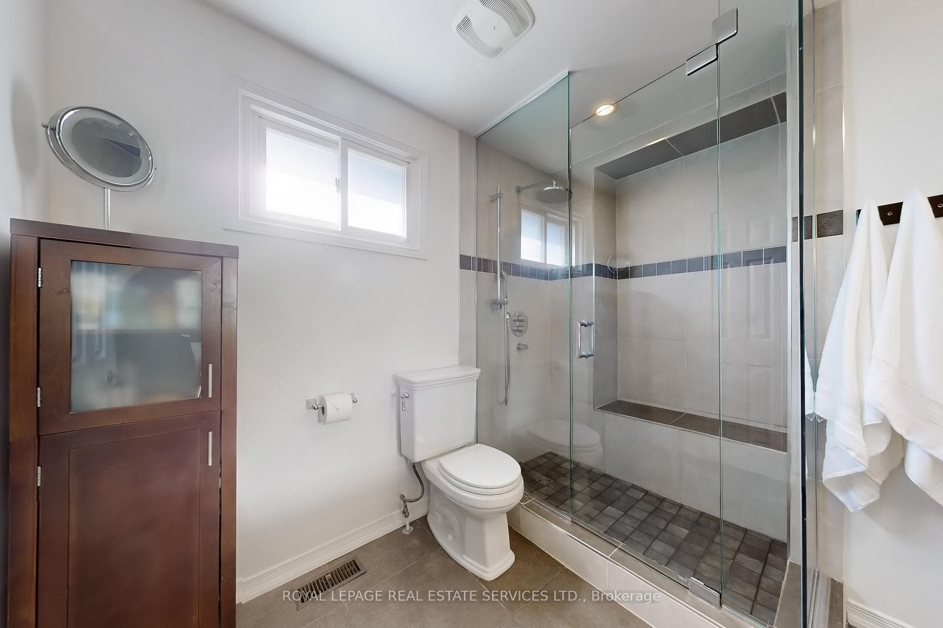 161 Willowbrook Road photo 23