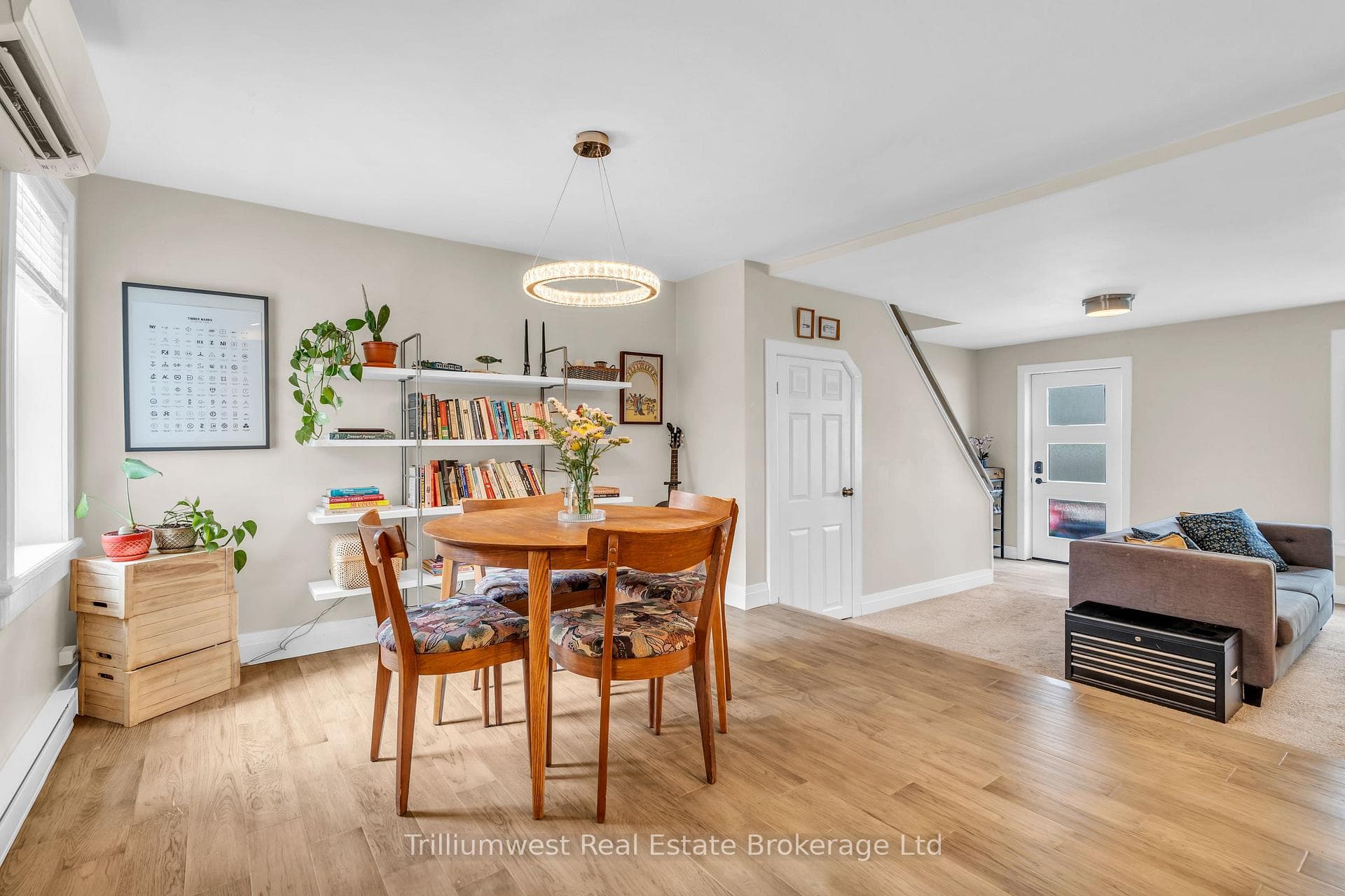 4 Dufferin Street photo 14