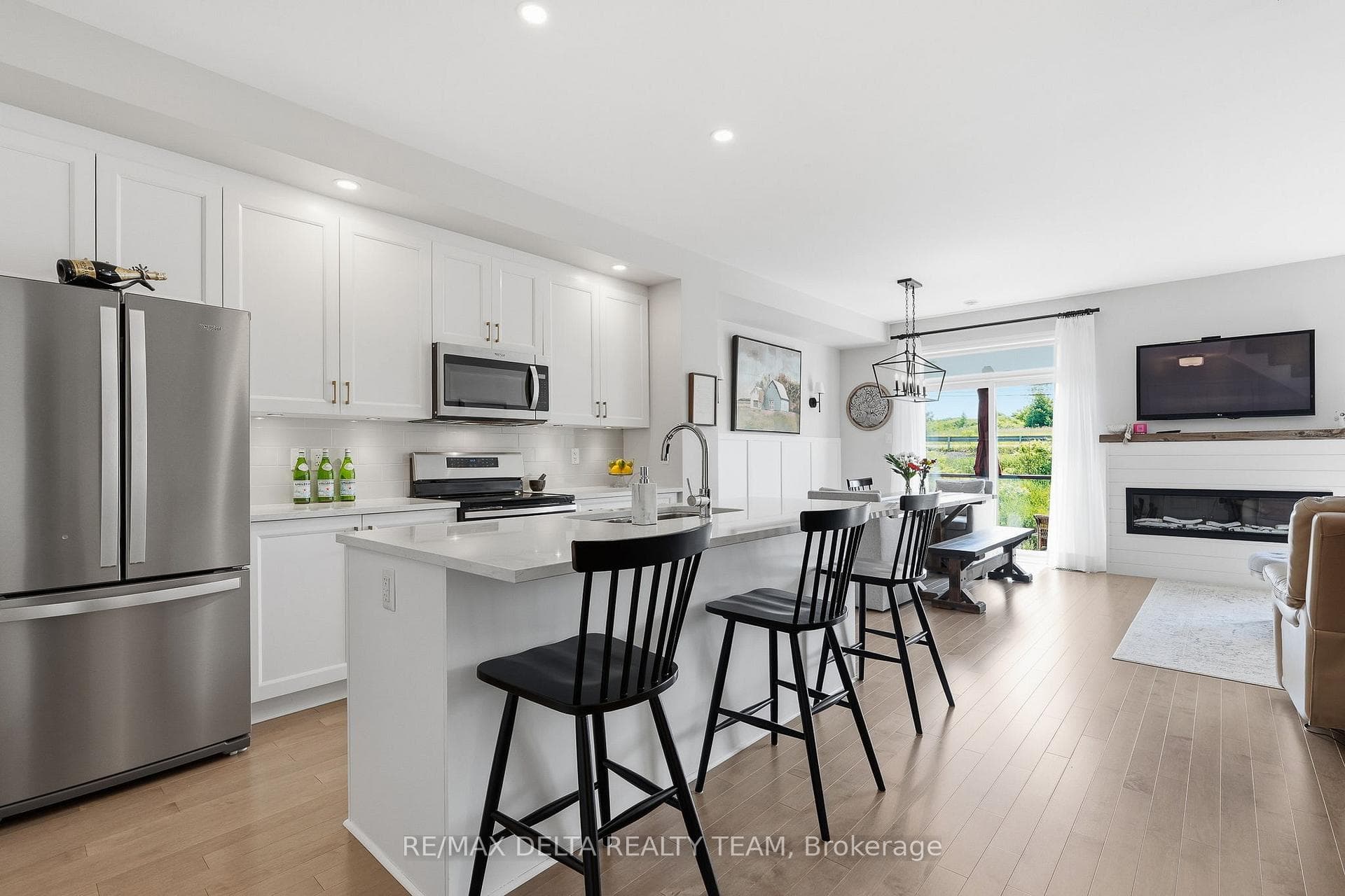 782 Cap Diamant Way photo 4