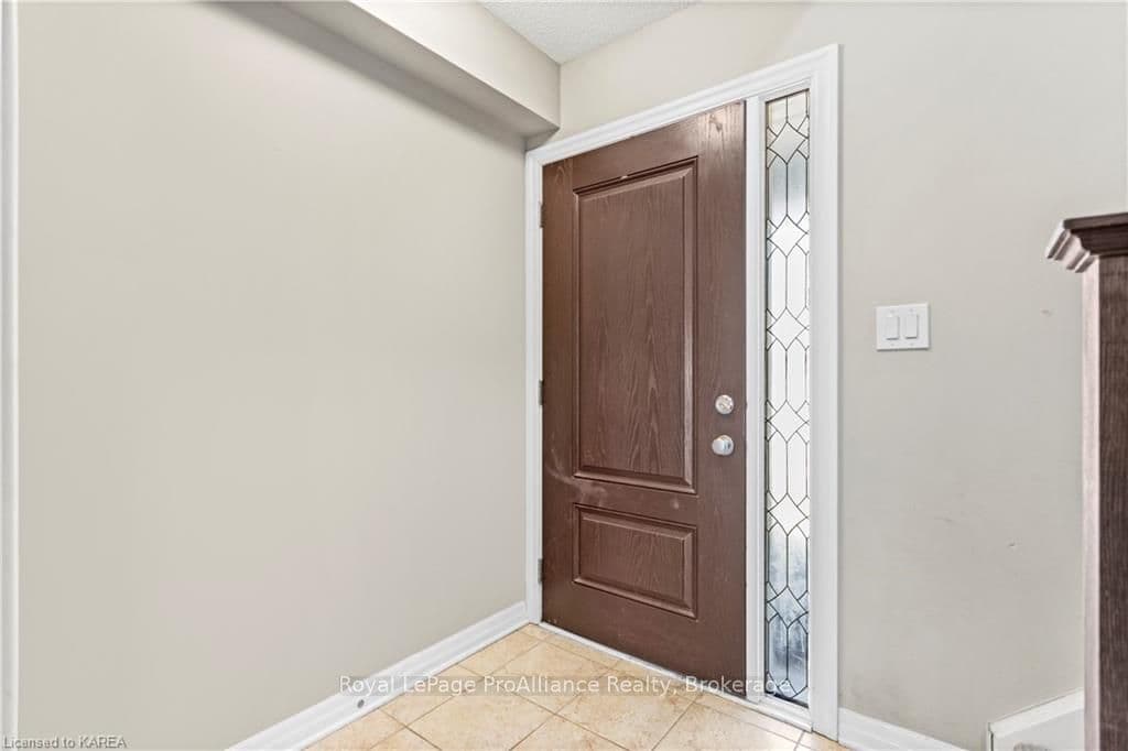 1717 REGINALD BART Drive photo 4