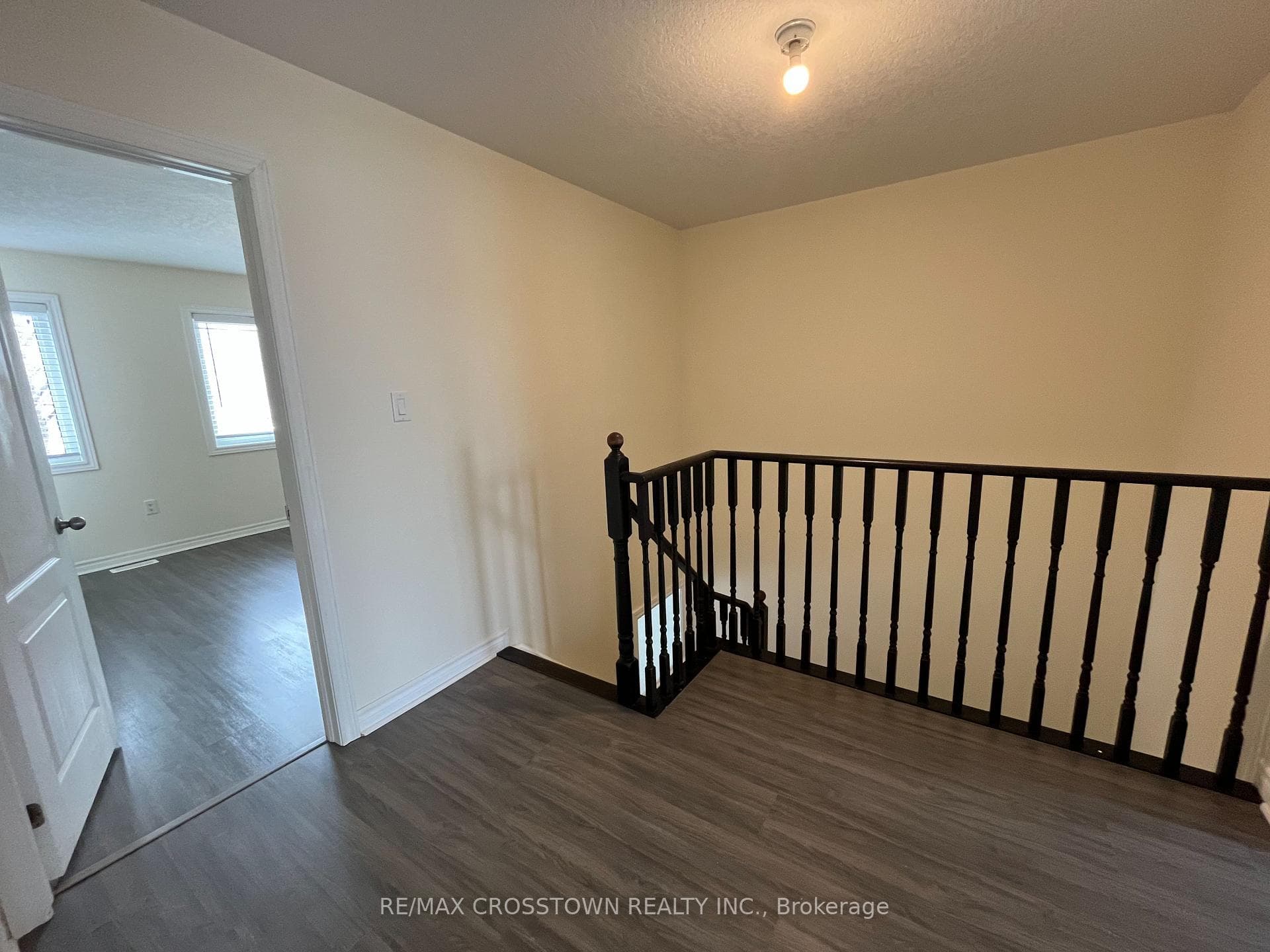 90 Sovereign's Gate Unit 21 photo 11