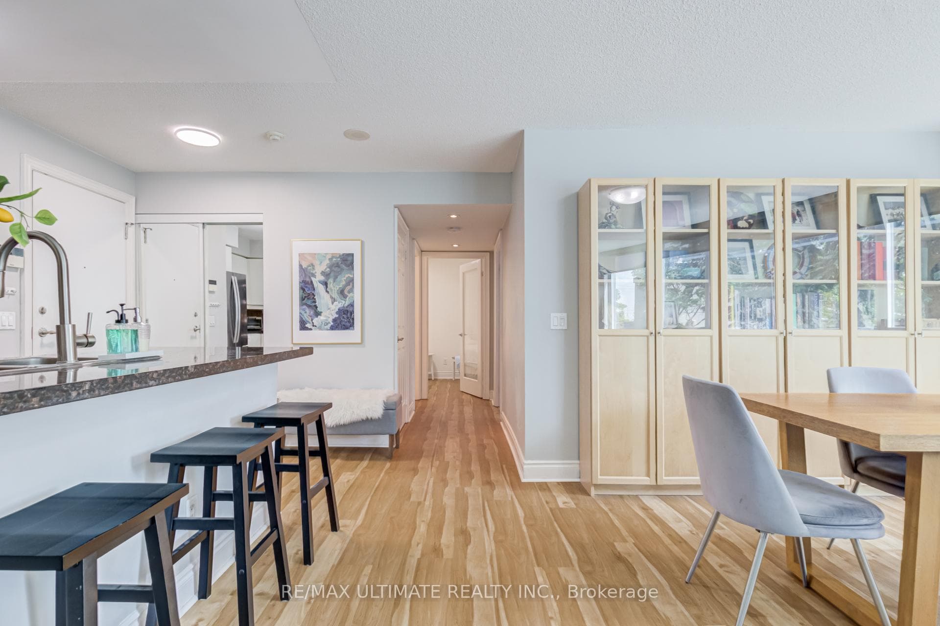 25 Greenview Avenue Unit 319 photo 18