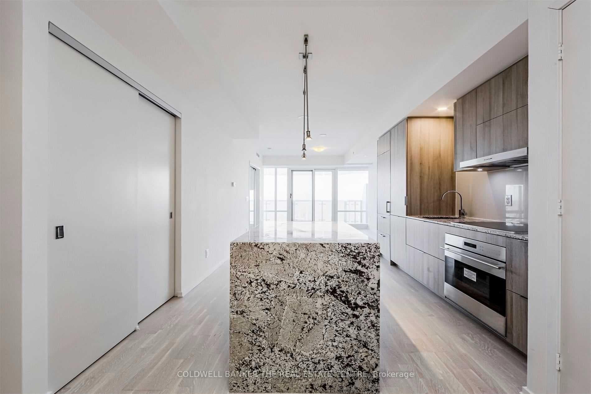 1 Bloor Street Unit 6607 photo 11