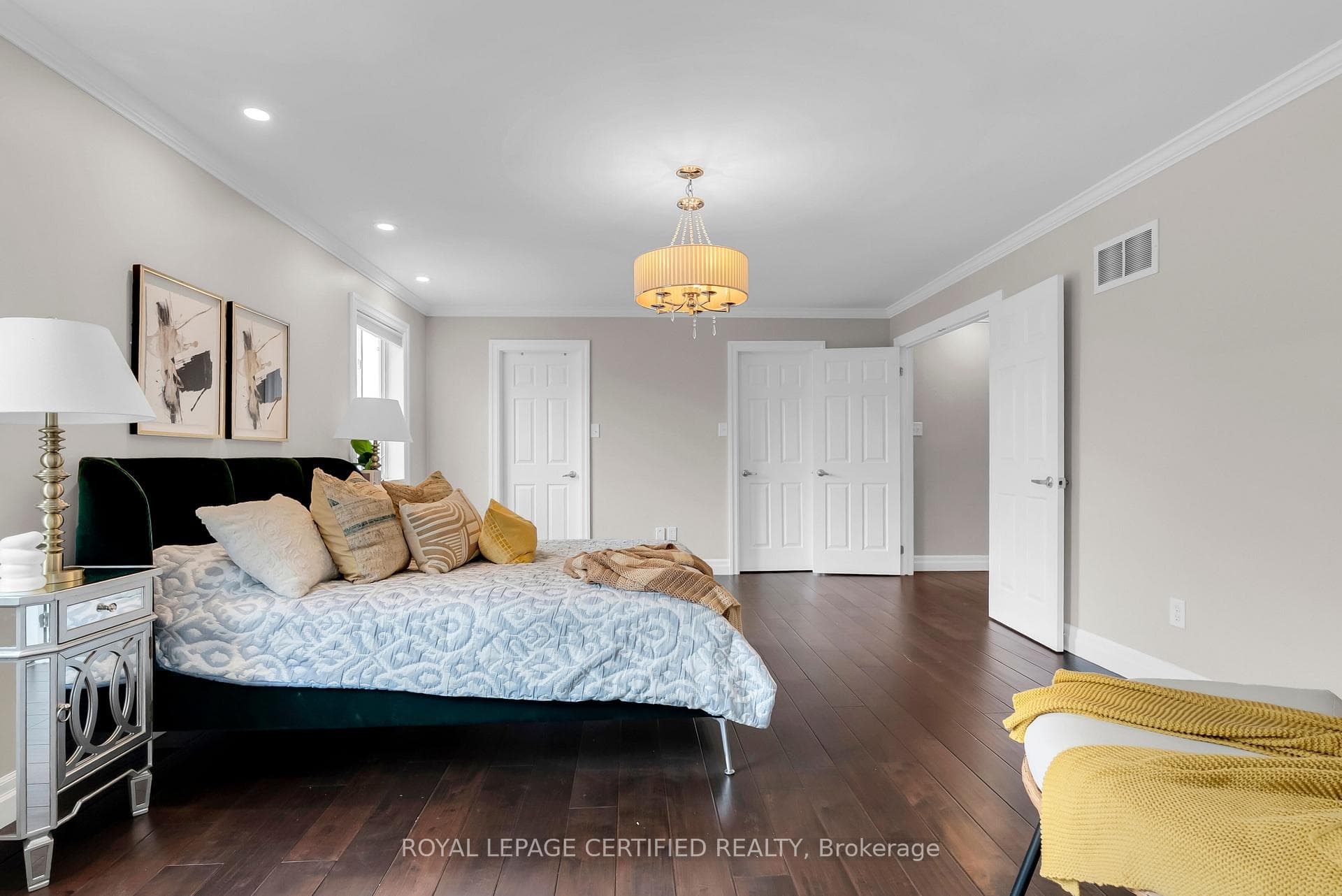1211 Winter Crescent photo 31