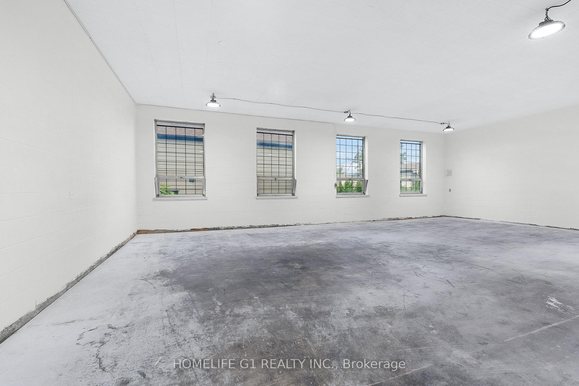 337 Gage Avenue photo 32