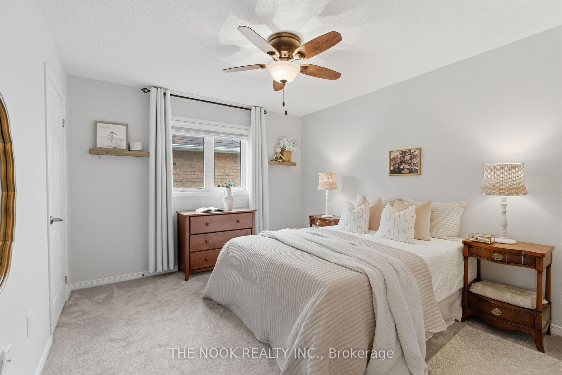369 Longworth Avenue photo 26