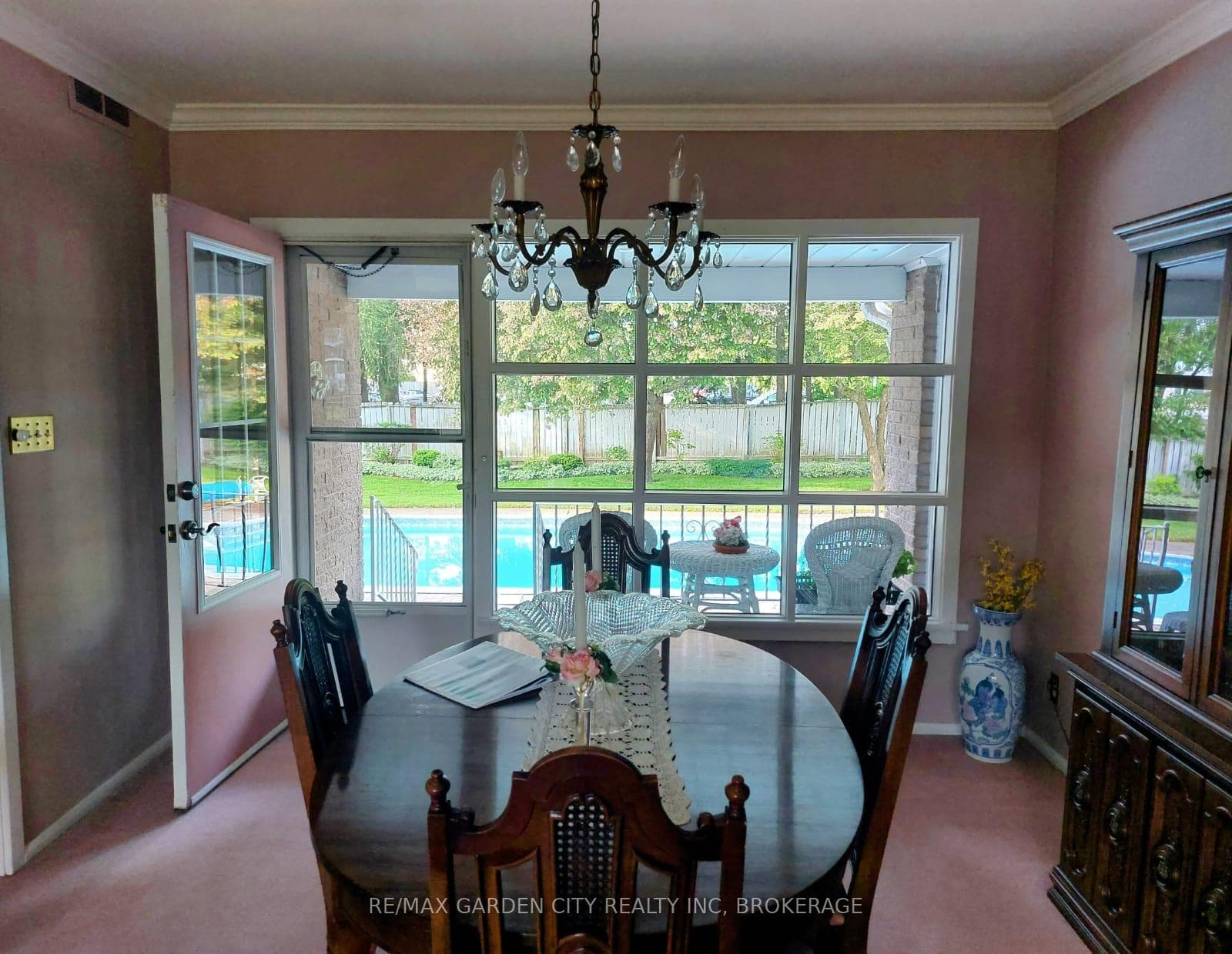 5 Parkview Crescent photo 8