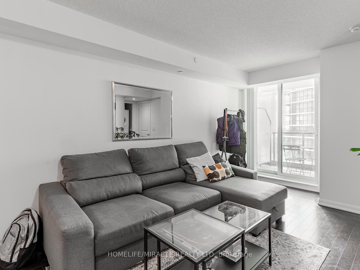 215 Sherway Gardens Road Unit 1606 photo 14