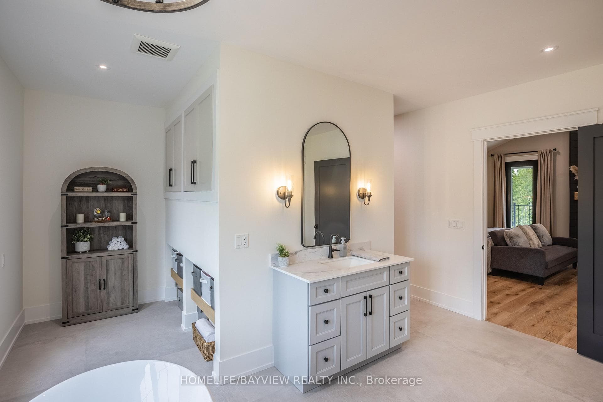 Master Ensuite