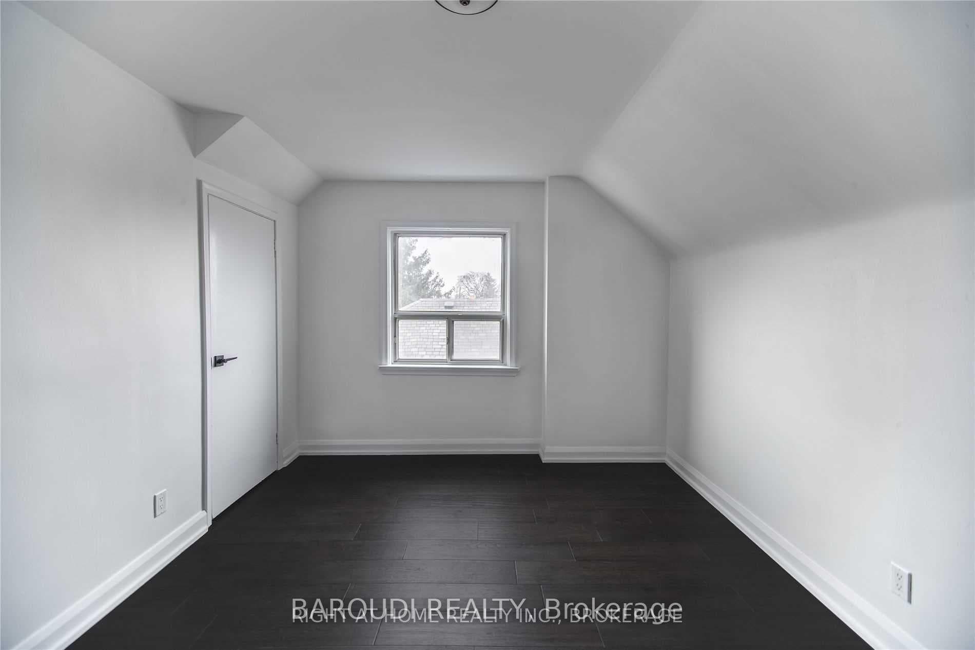 1010 Caledonia Road Unit 2nd photo 16