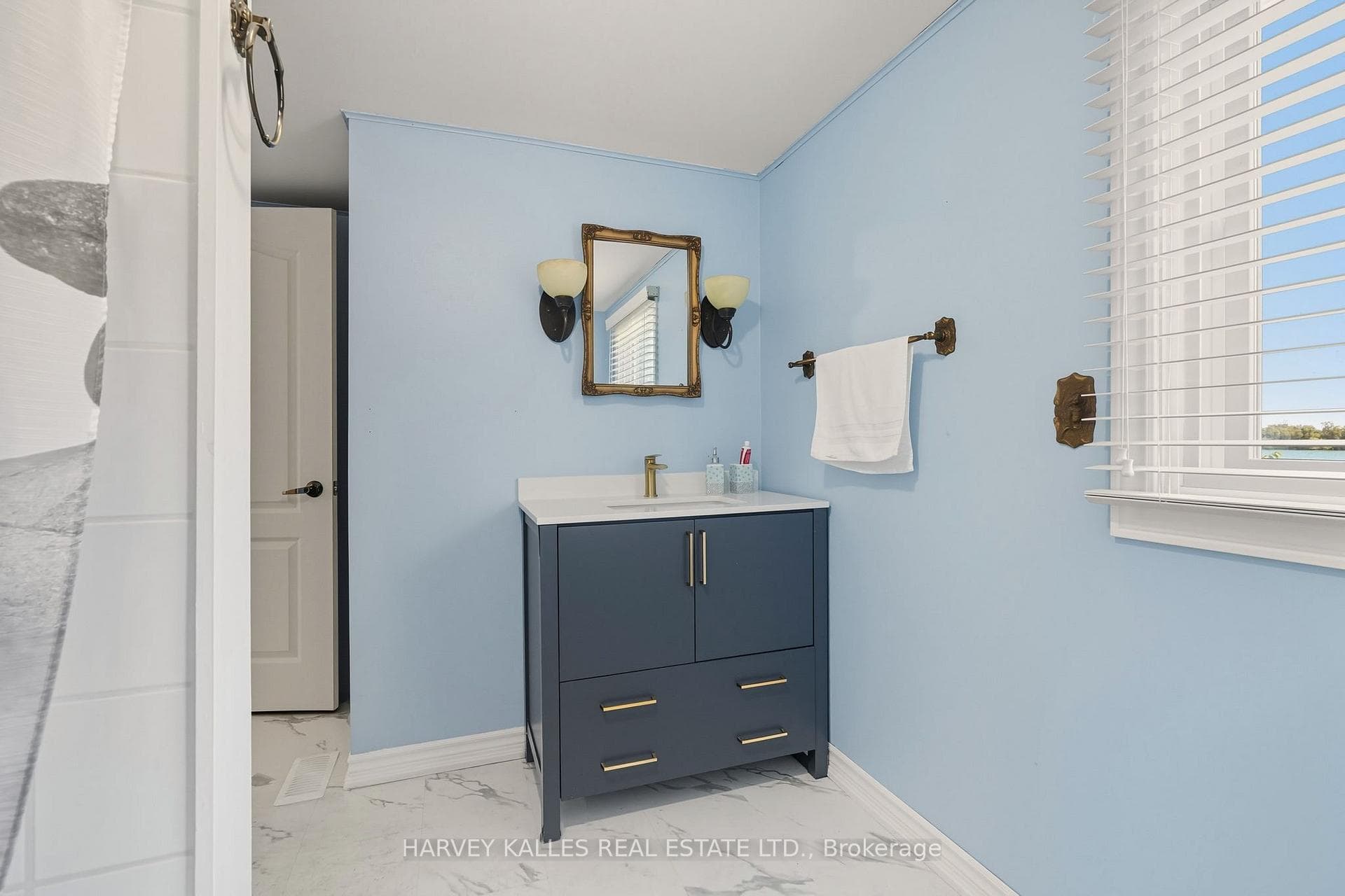 72 Lakeside Drive photo 23