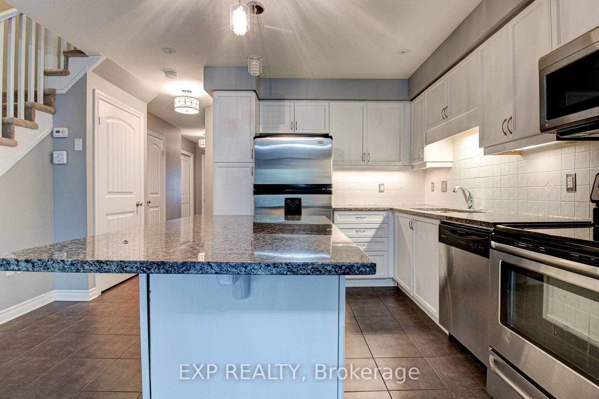 535 Margaret Street Unit 60 photo 13