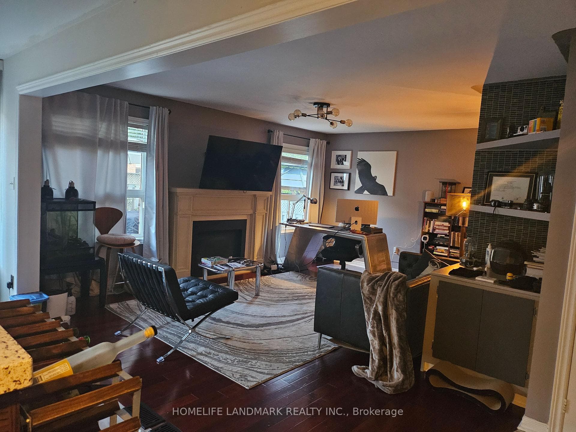 45 Vanguard Road Unit Upper photo 4