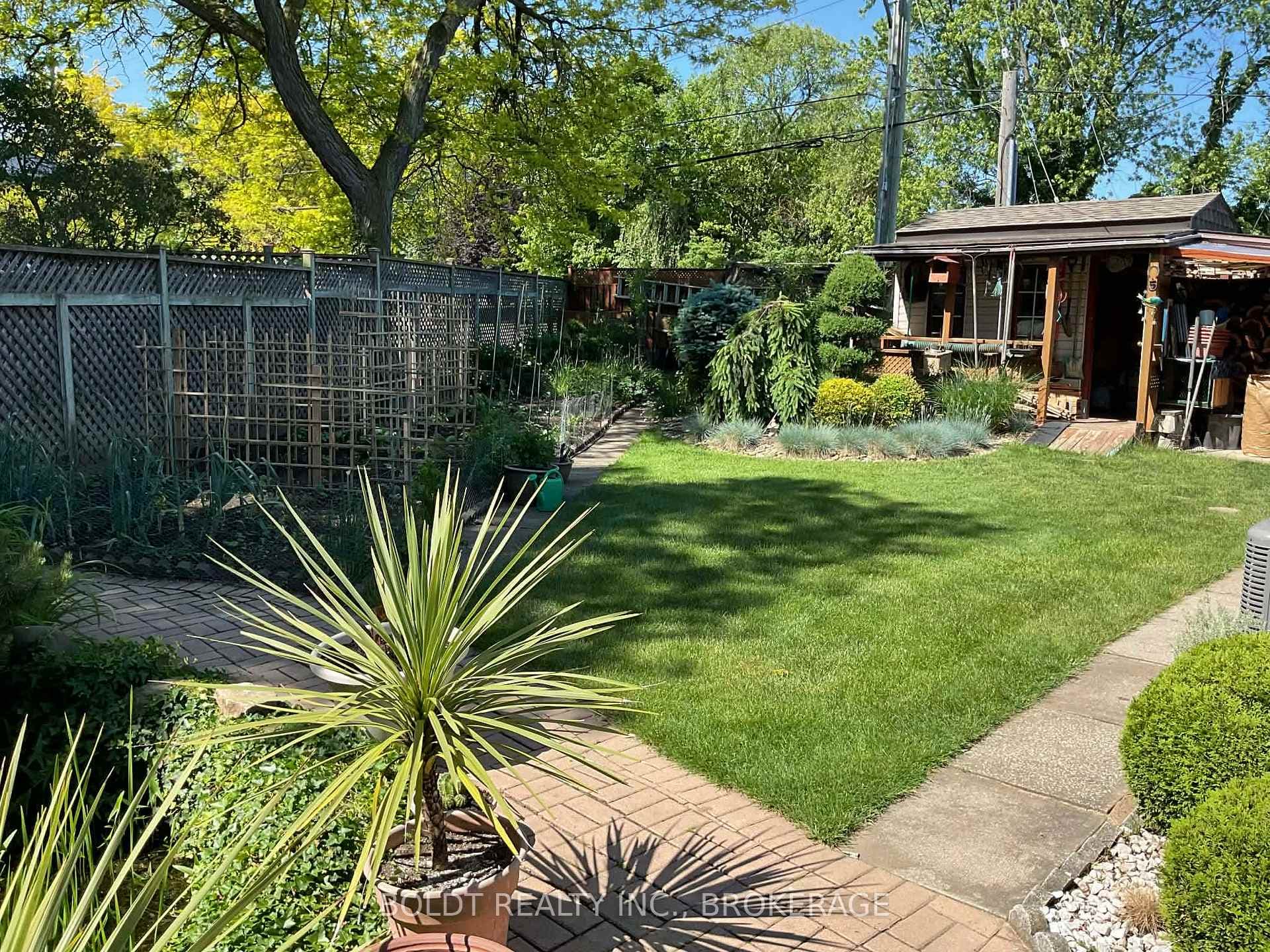 628 Vine Street photo 41