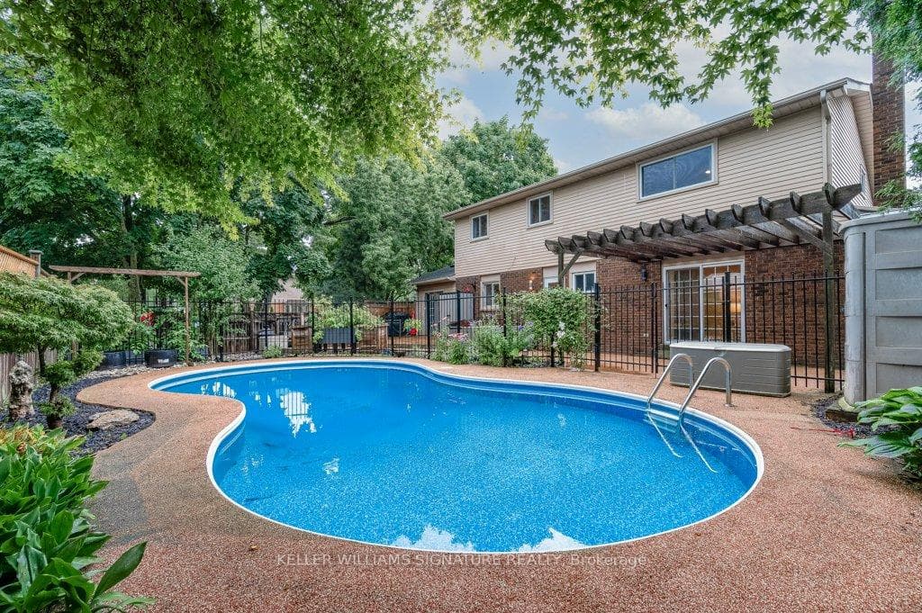 3377 Bristol Drive photo 36