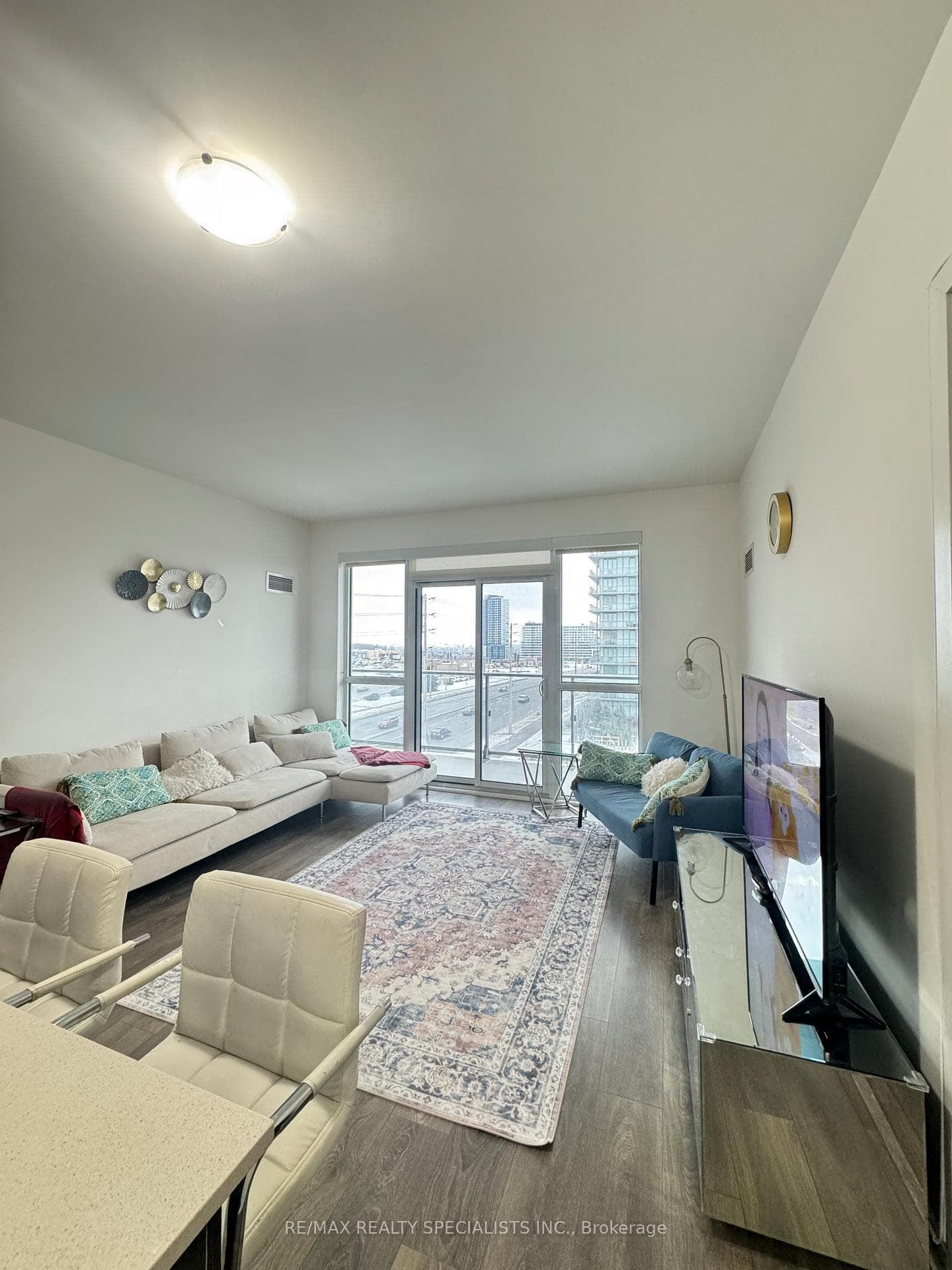 4655 Glen Erin Drive Unit 503 photo 10