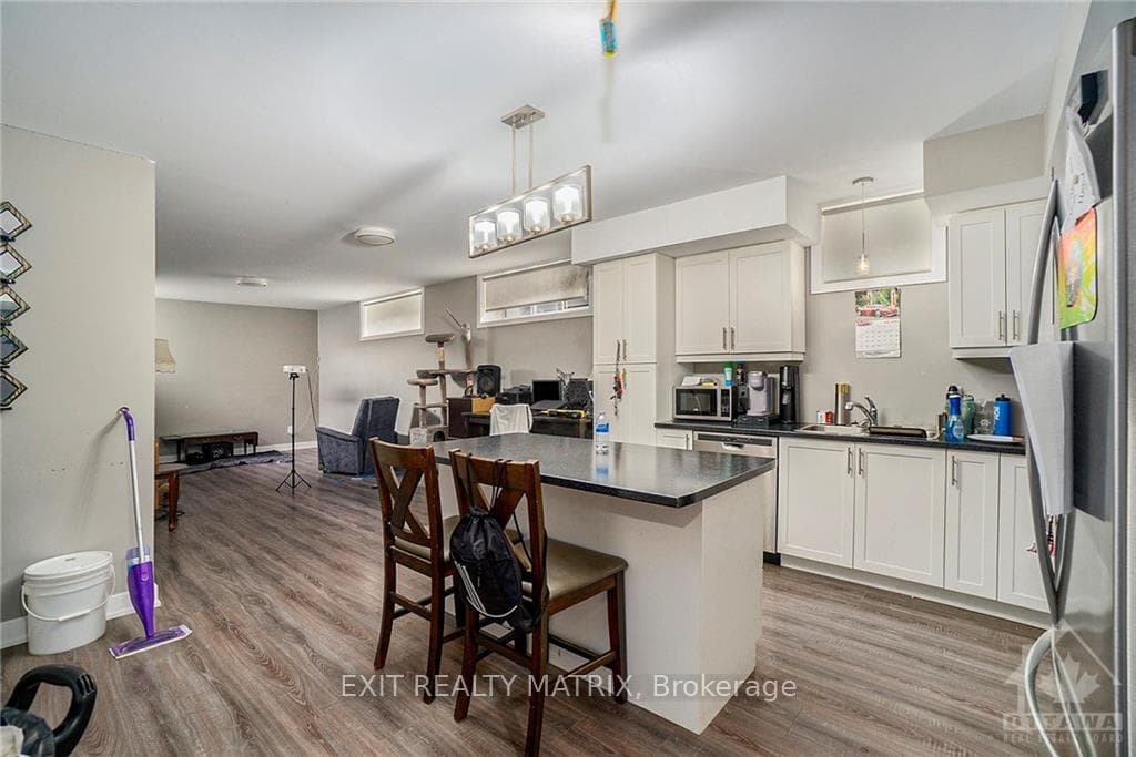 211 MOISSON Street photo 17