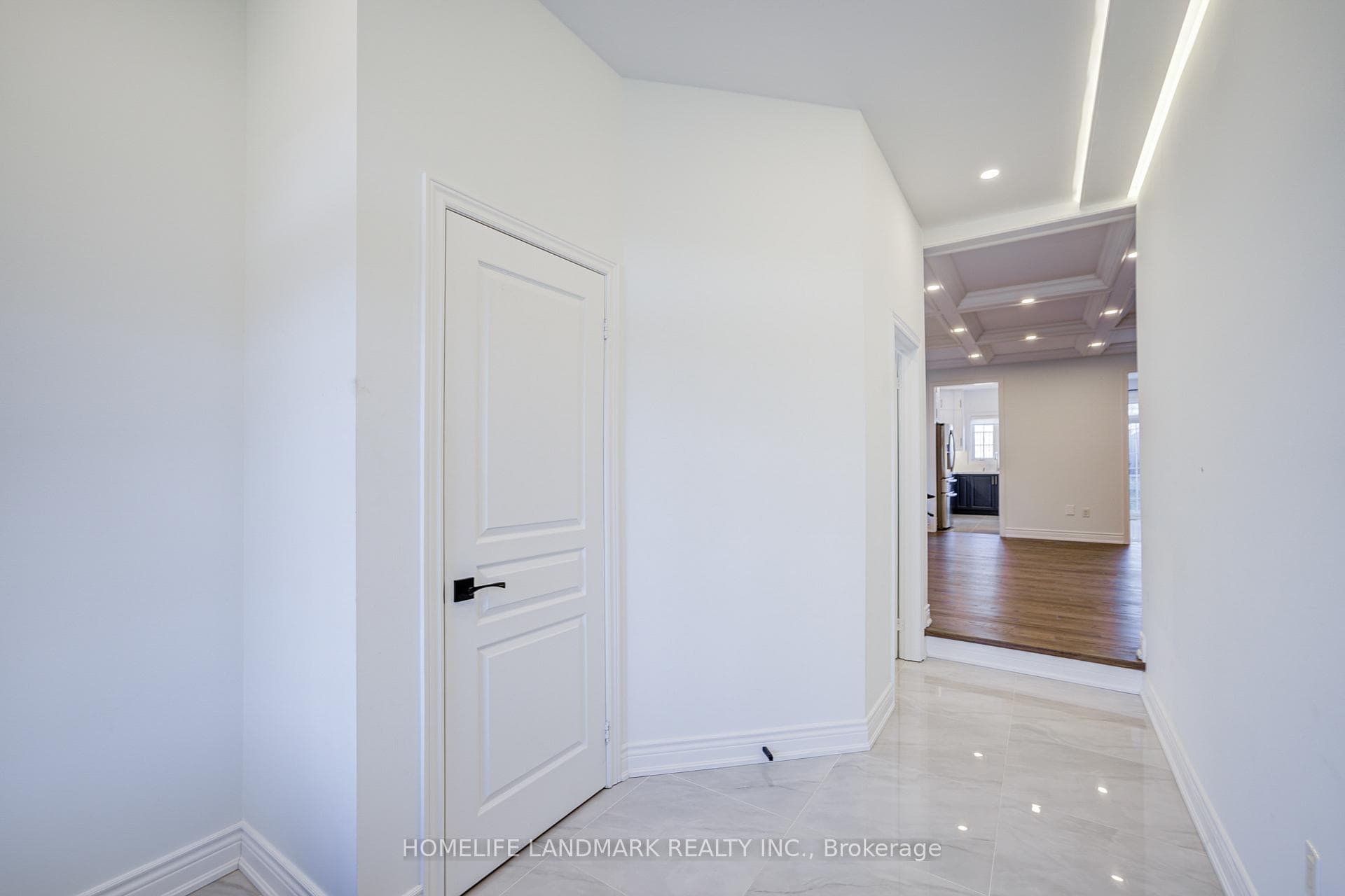 24 Haskett Drive photo 4