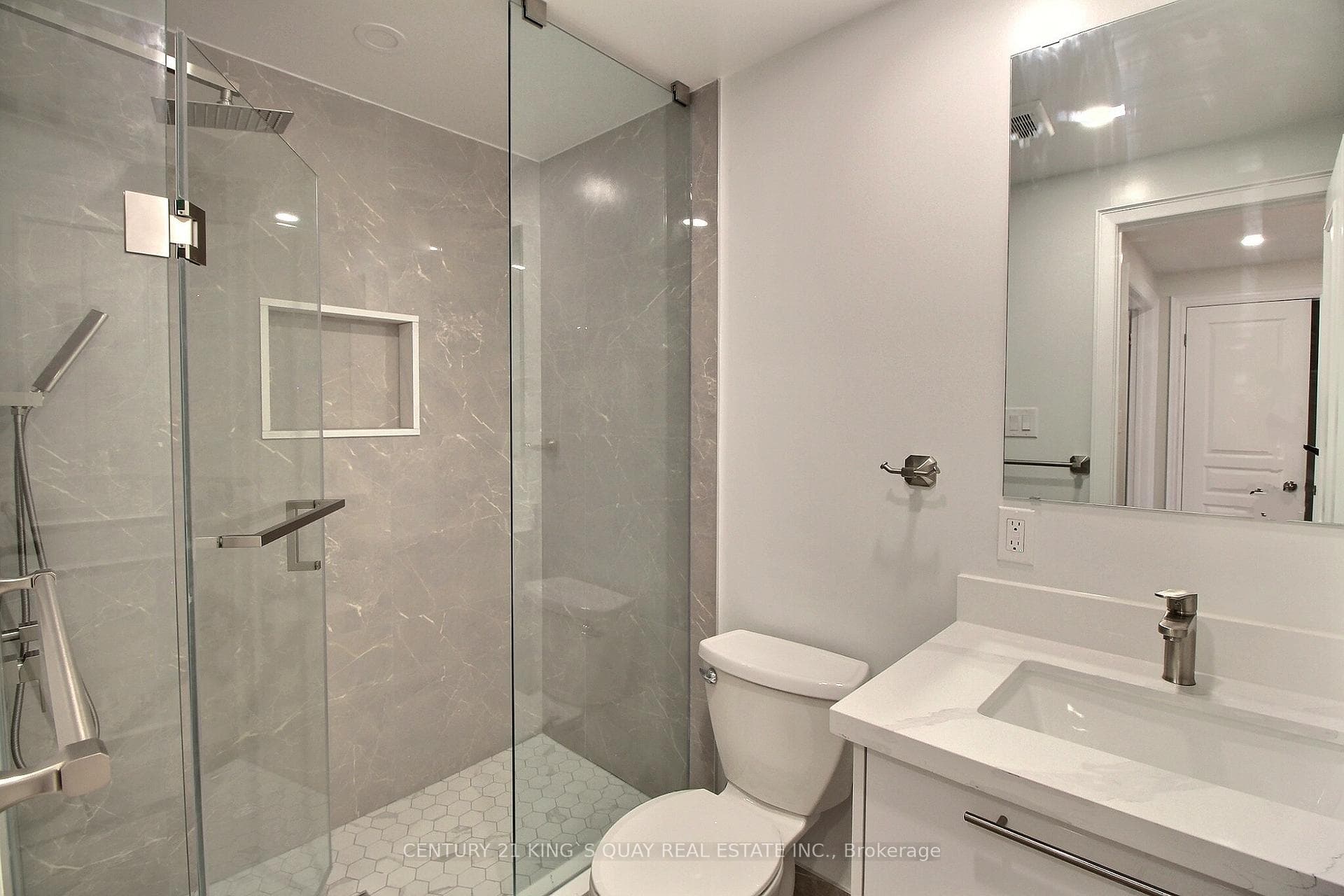 17 Sandyhook Square photo 13