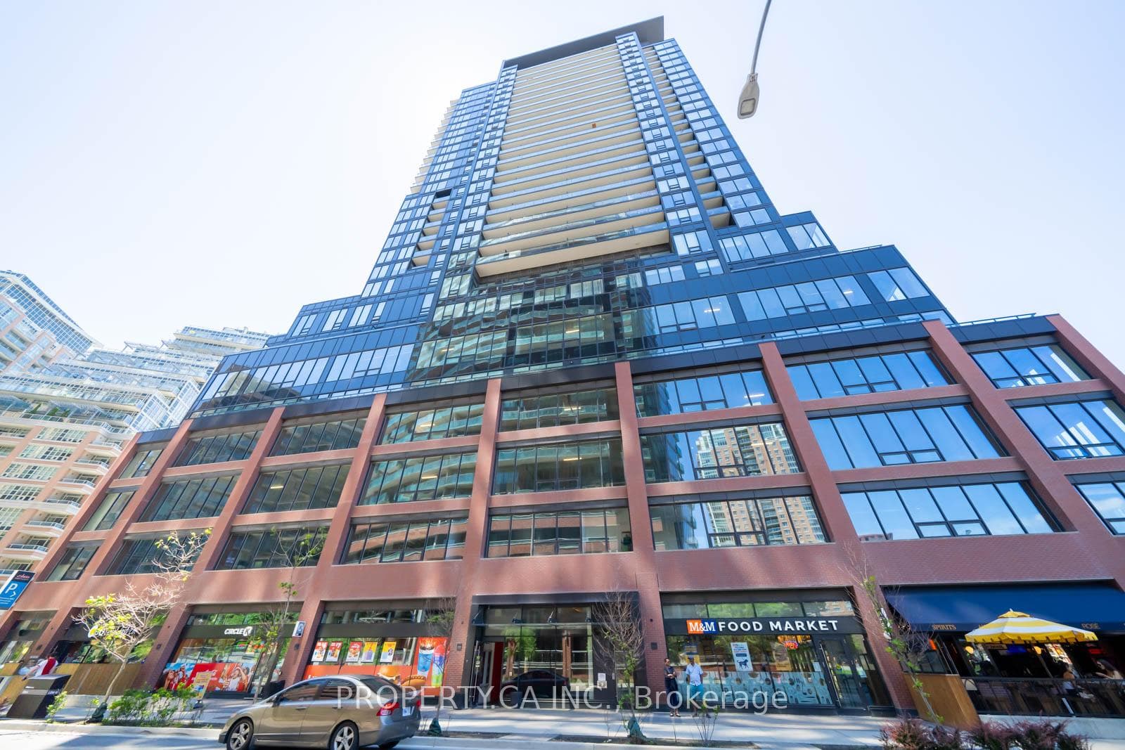 135 East Liberty Street Unit 2701 photo 37