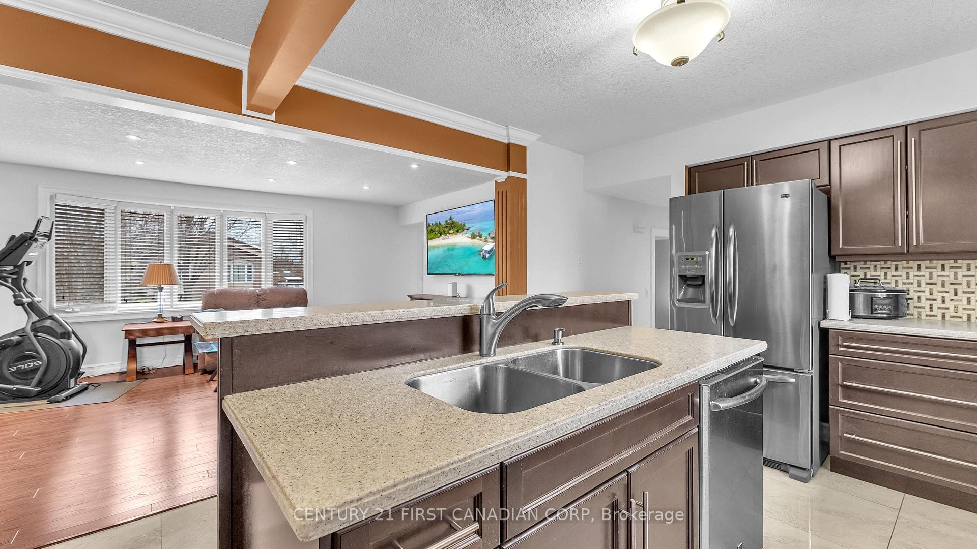 10 Alayne Crescent photo 7