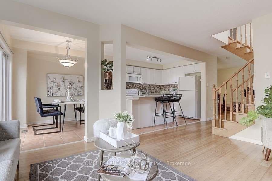 33 Brownridge Place photo 9