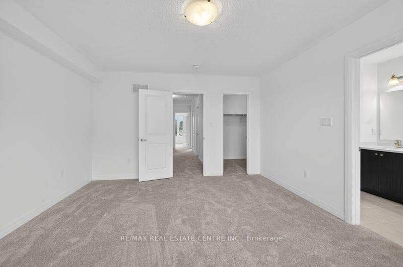 489 Jack Wilford Way photo 35