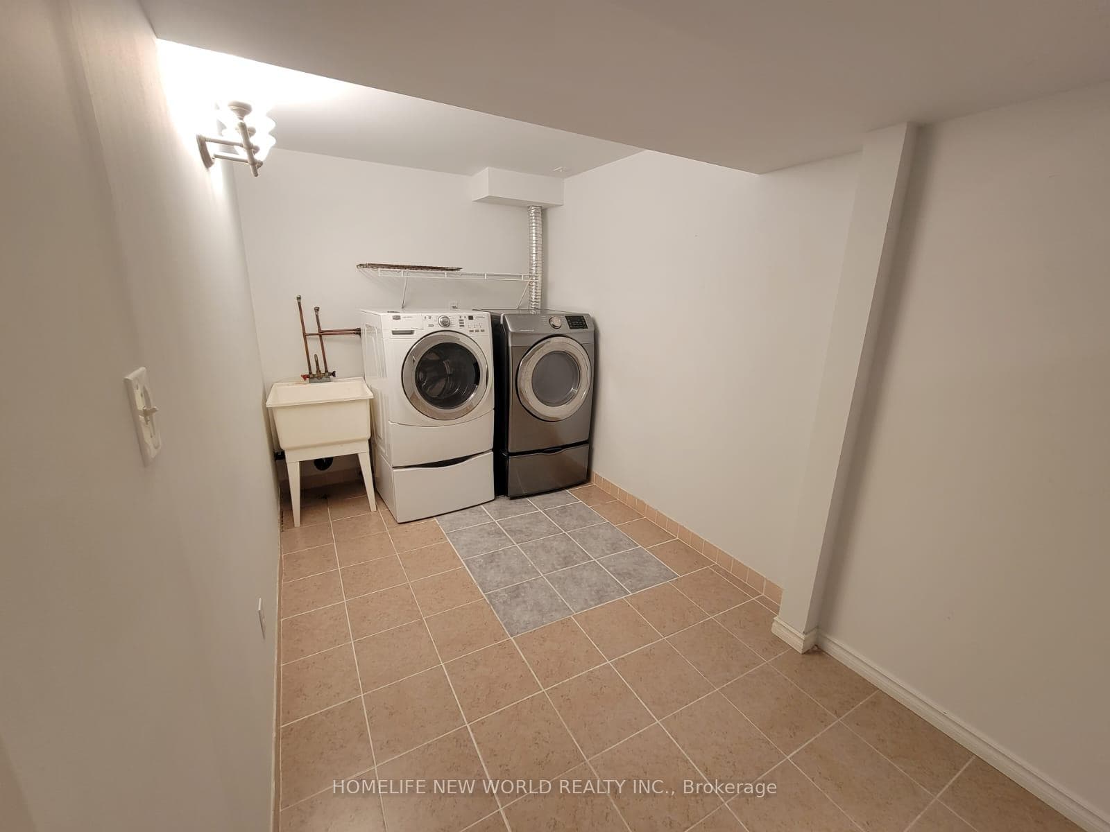 43 Selkirk Drive photo 11