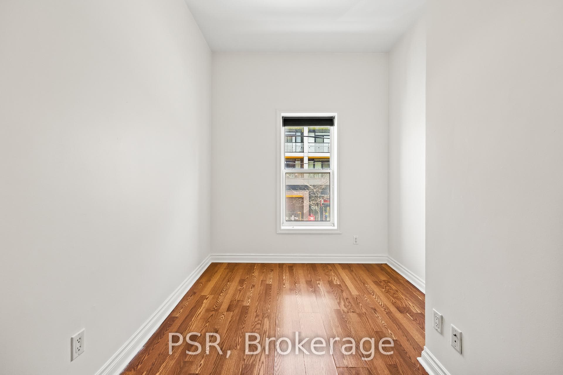 112 Ossington Avenue Unit Front photo 17