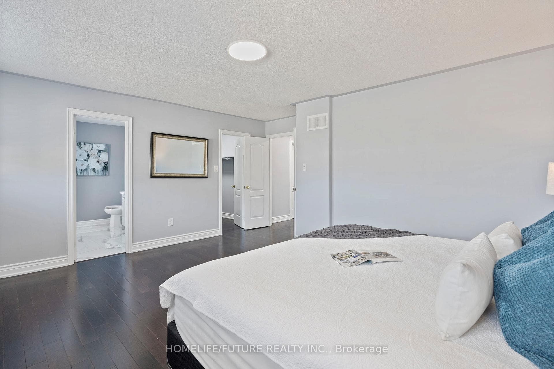 7 Vanwood Crescent photo 18