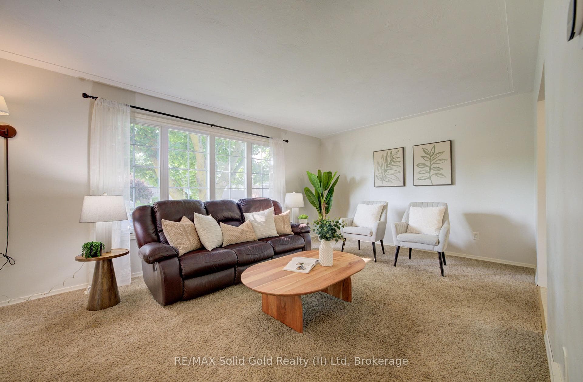 398 Boyne Avenue photo 11