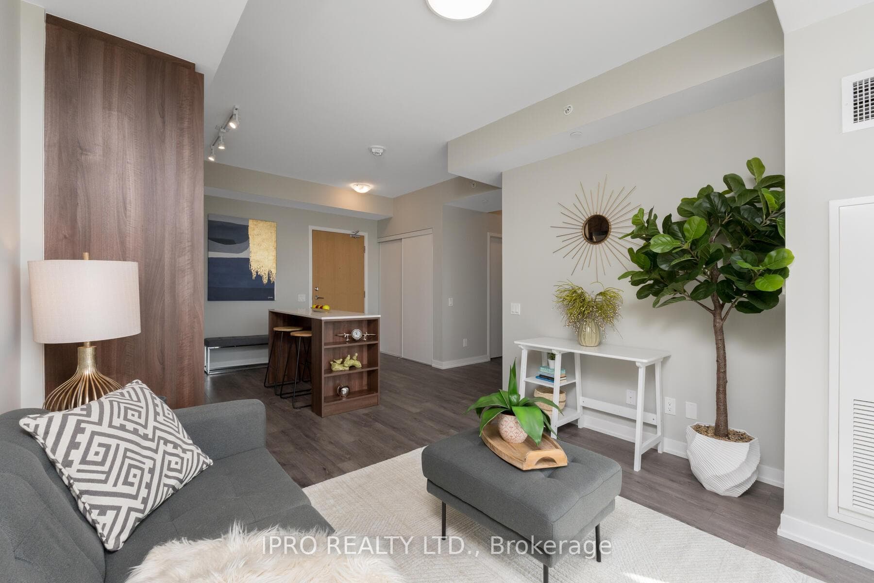 1787 St Clair Avenue Unit 822 photo 12