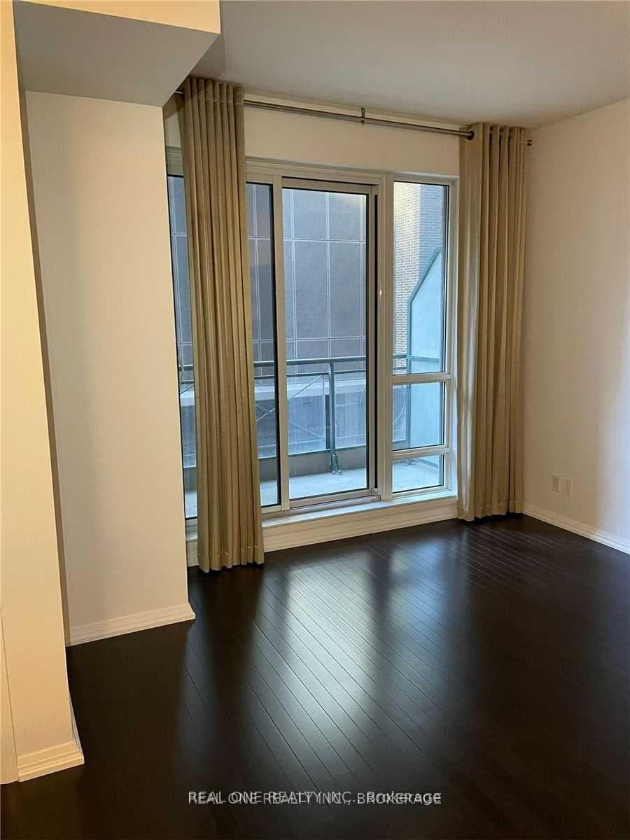 35 Hayden Street Unit 204 photo 3