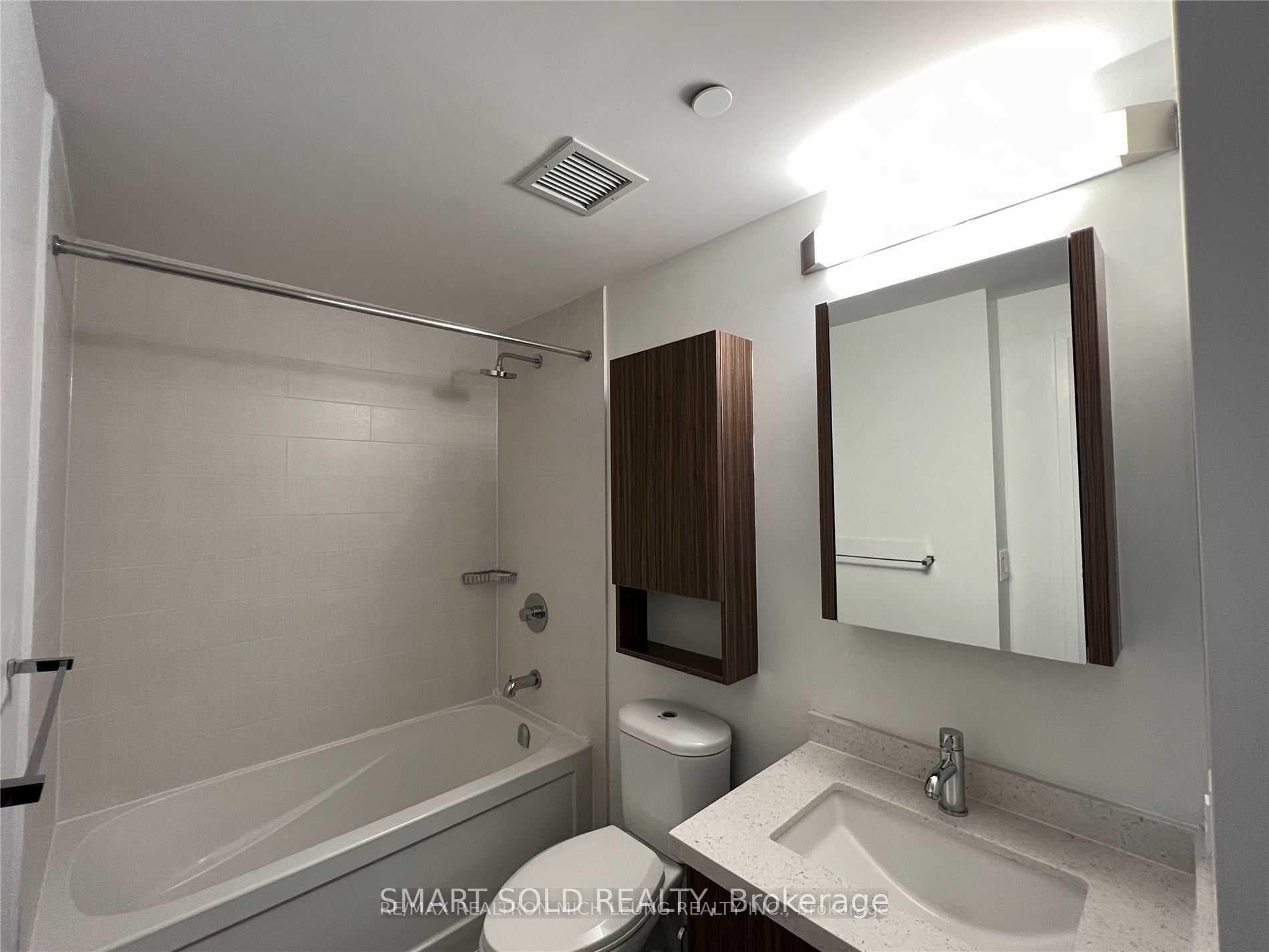 18 Uptown Drive Unit 332 photo 7