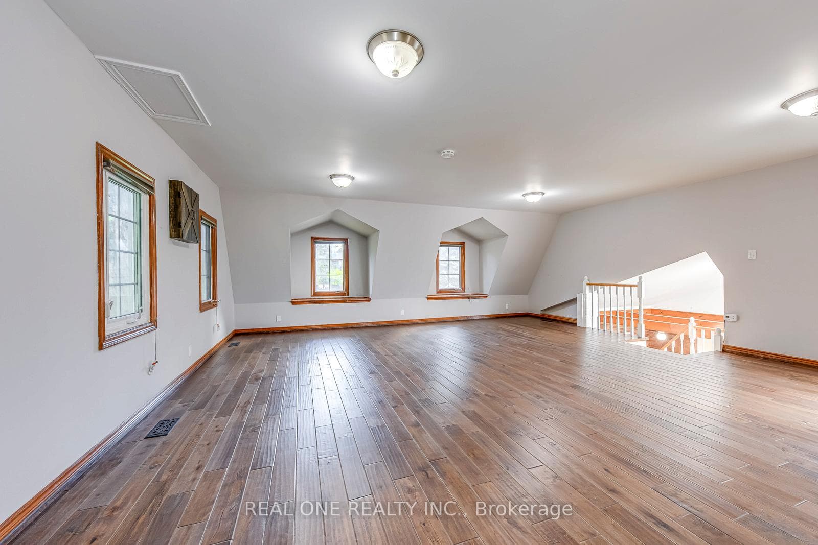 308 Morrison Road photo 27