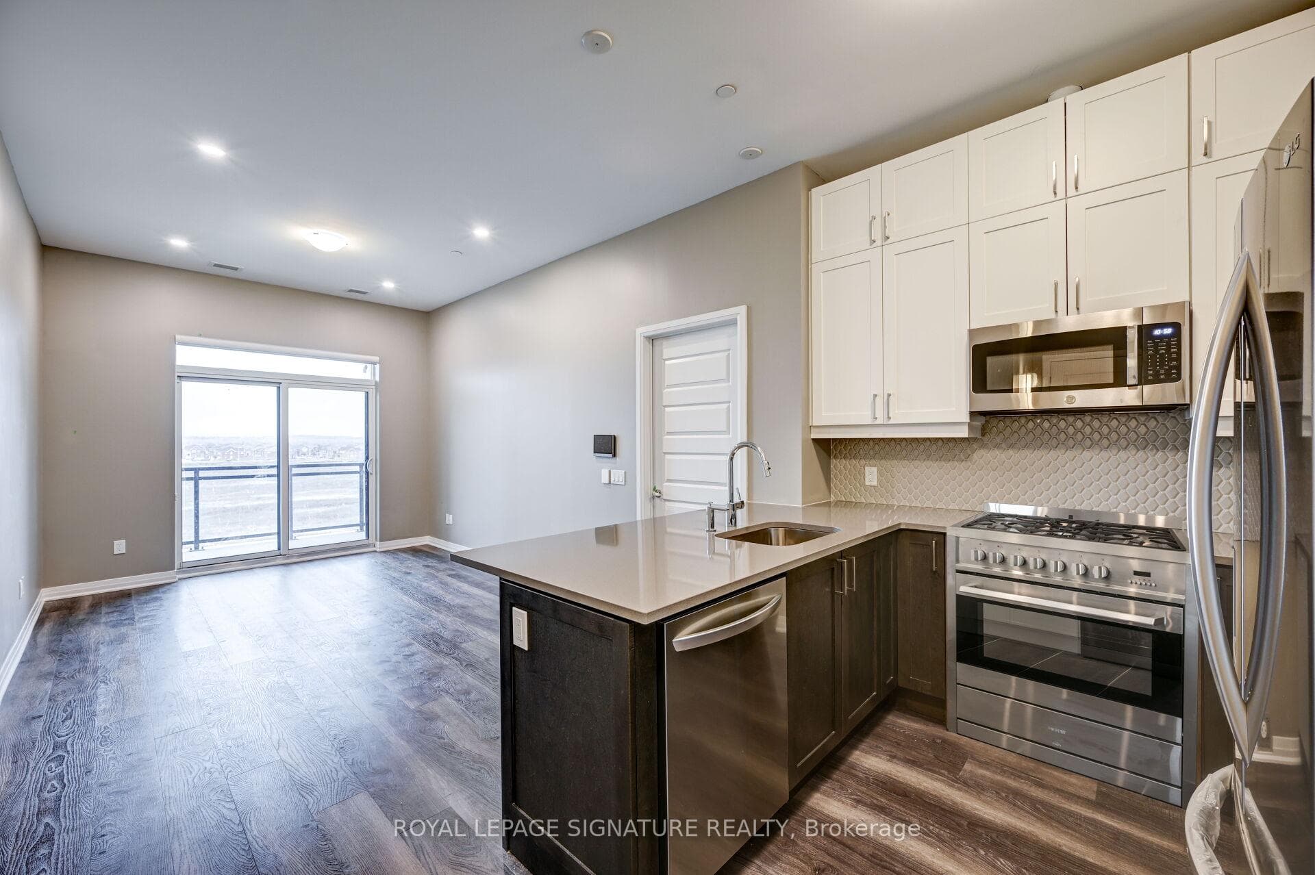 460 Gordon Krantz Avenue Unit 616 photo 11