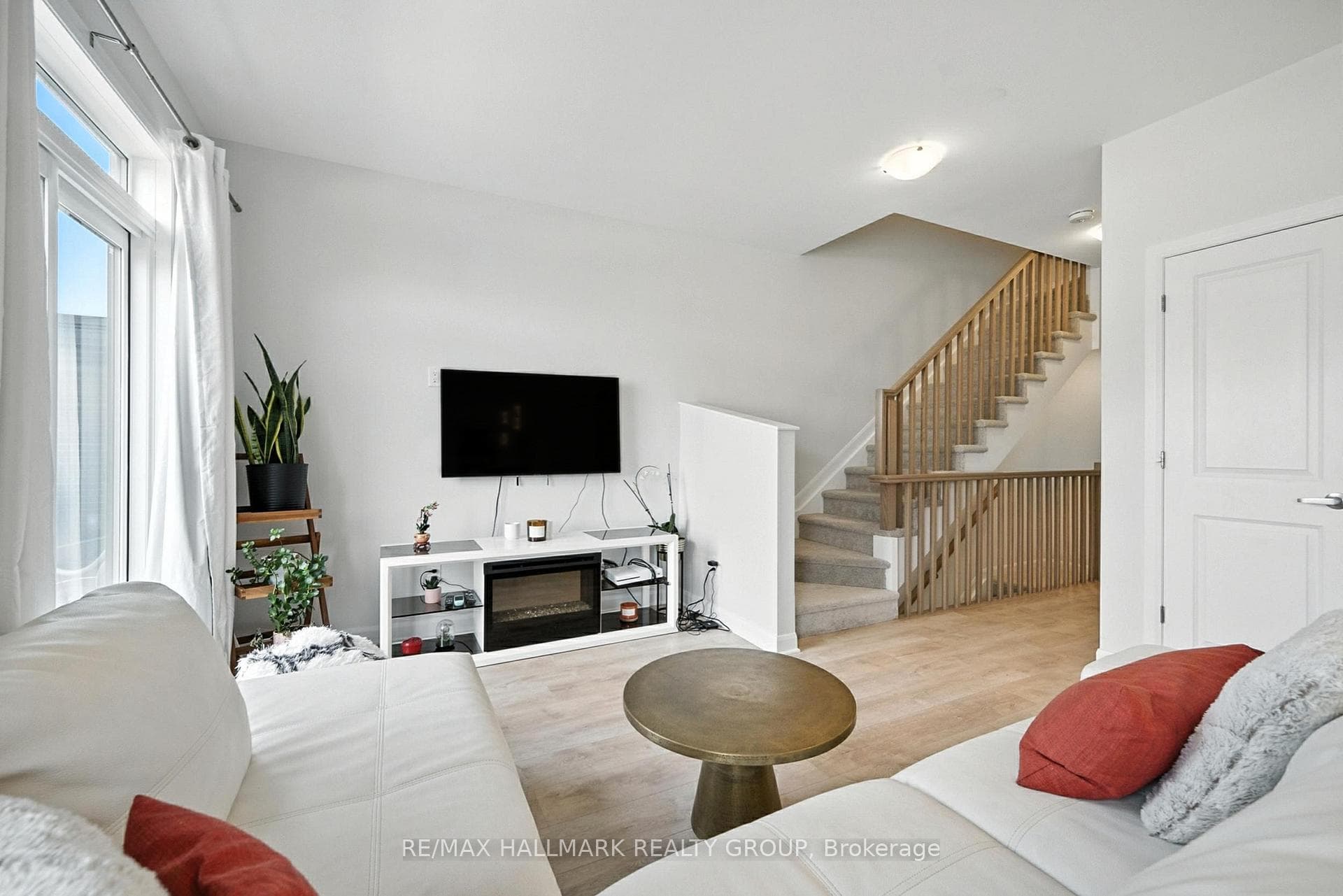 702 Confluence Walk photo 9