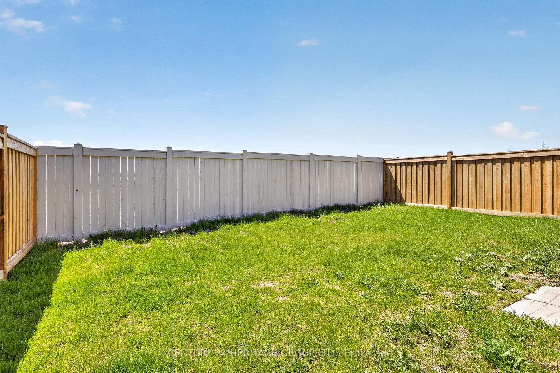 77 Montrose Boulevard photo 31
