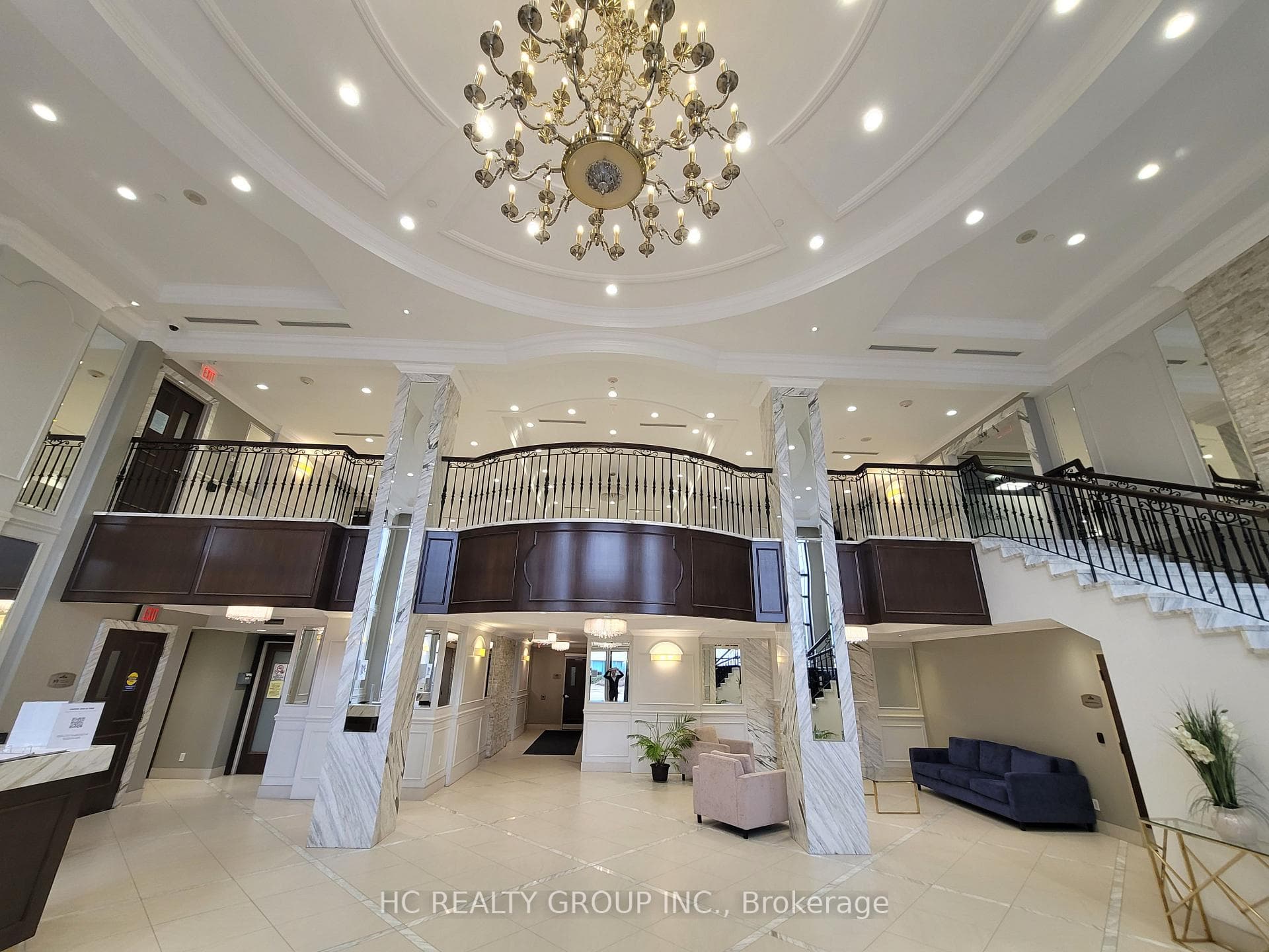 89 South Town Centre Boulevard Unit 1106 photo 3