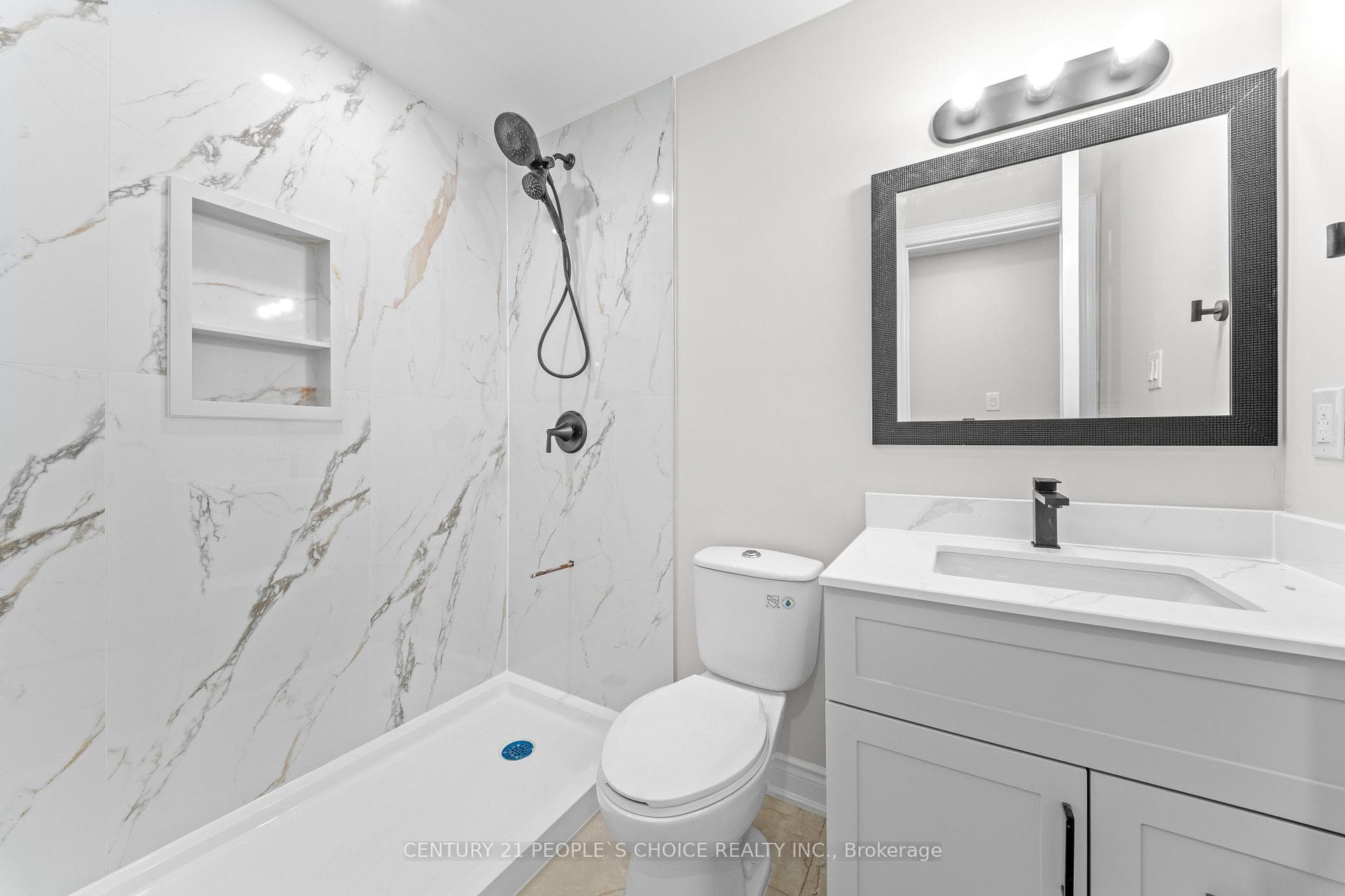 111 Verobeach Boulevard photo 25