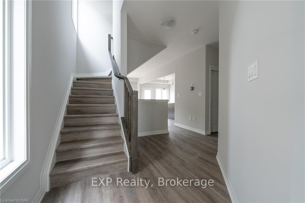 4552 PORTAGE Road Unit 17 photo 13
