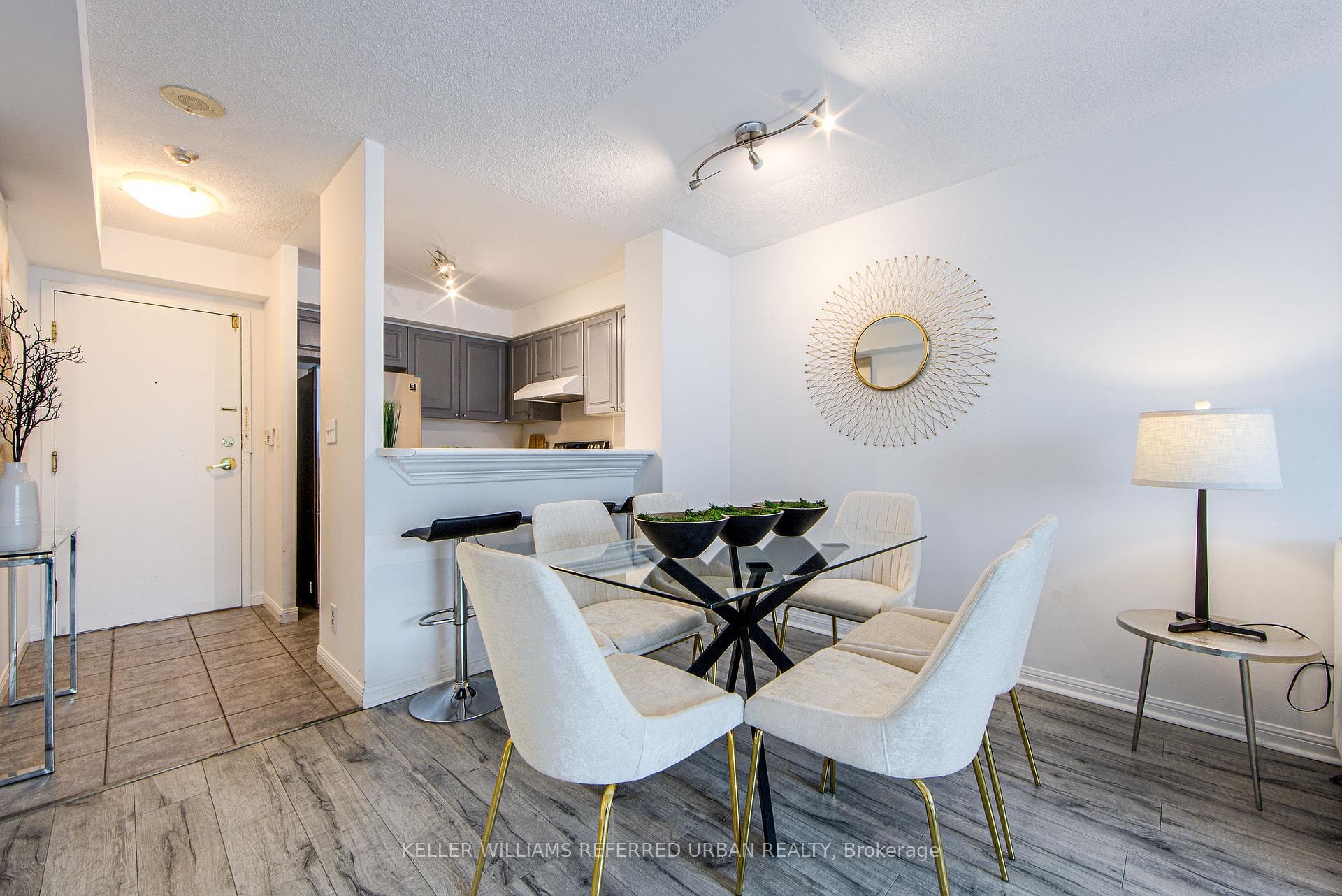 11 Lee Centre Drive Unit 703 photo 8