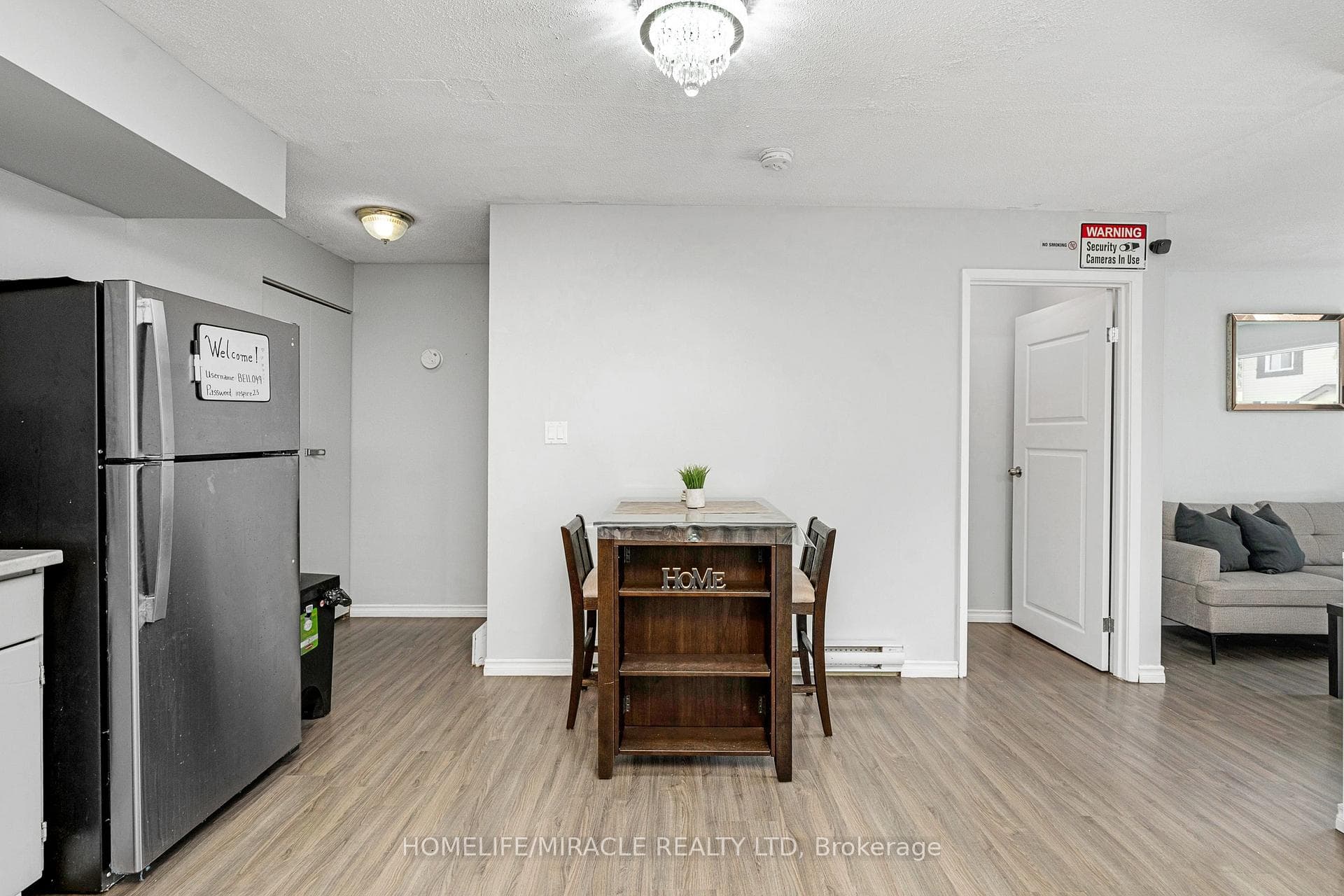 1180 Heathfield Court photo 8